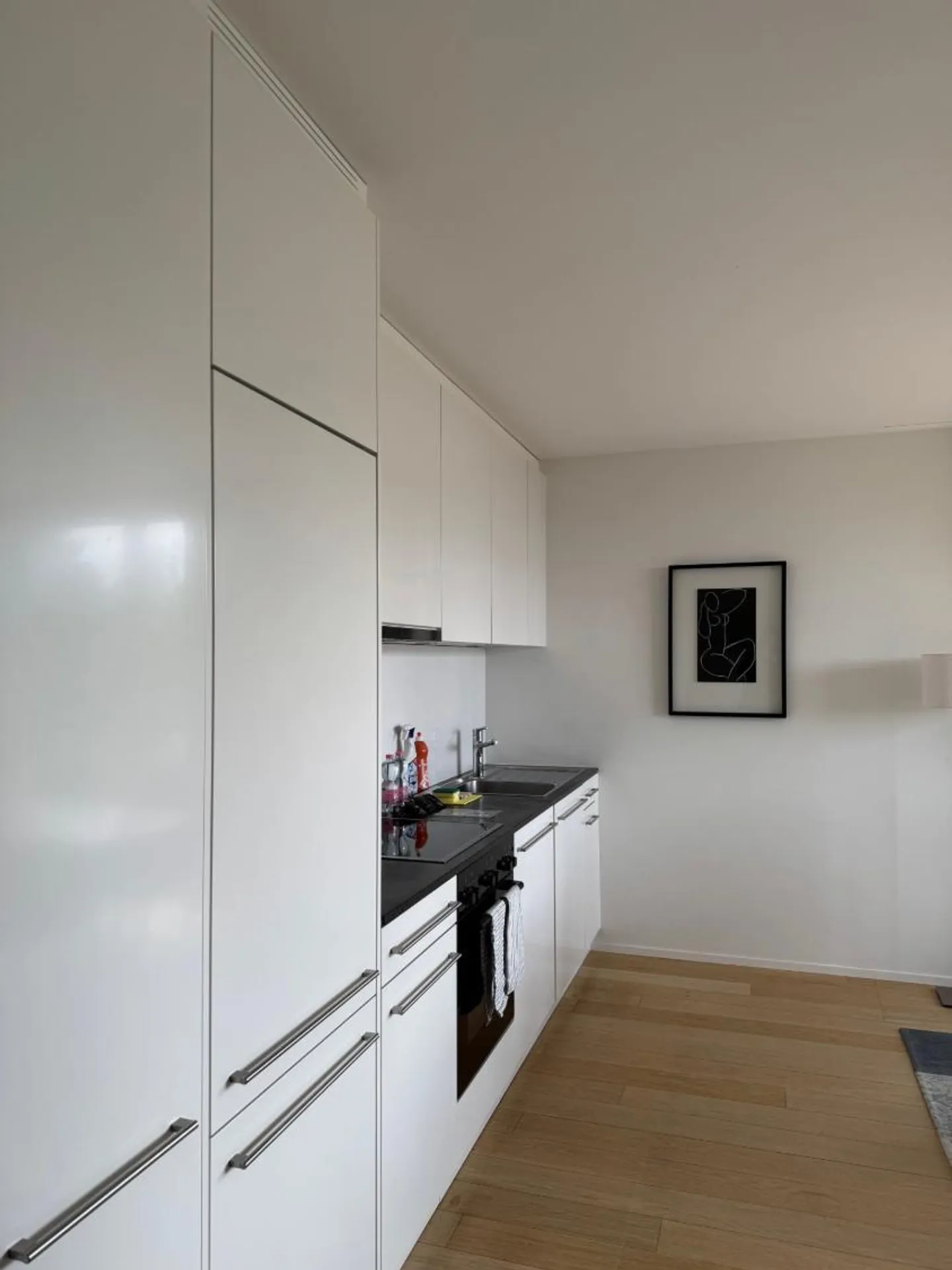 Appartement moderne avec terrasse - Photo 5 sur 13