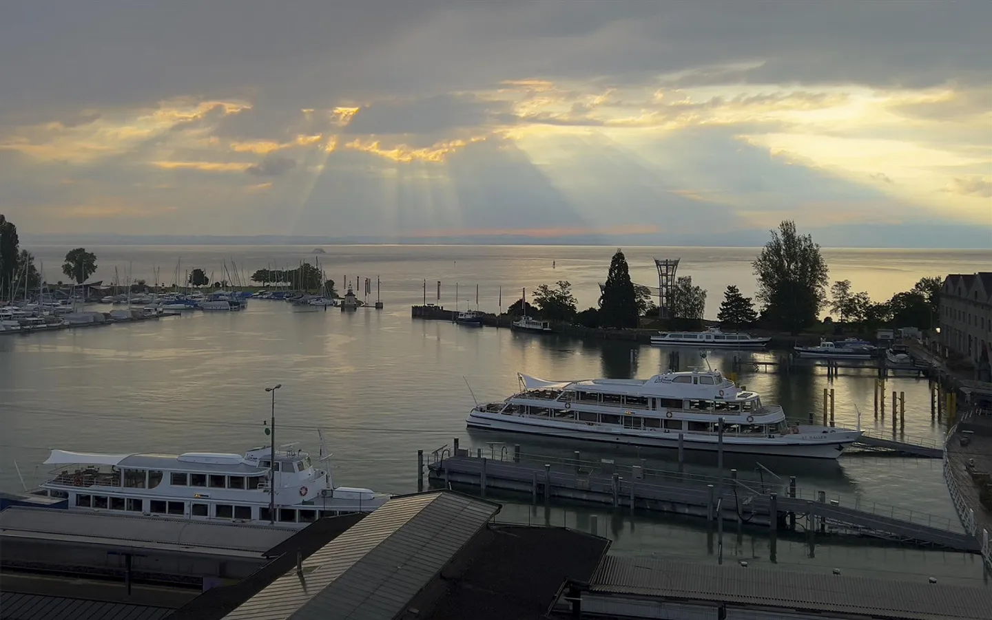 Appartement lumineux de 5 pièces dans un emplacement central et calme / Hafen Romanshorn - Photo 3 sur 12