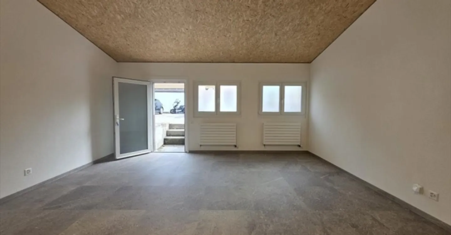 Industry - Photo 4 of 8