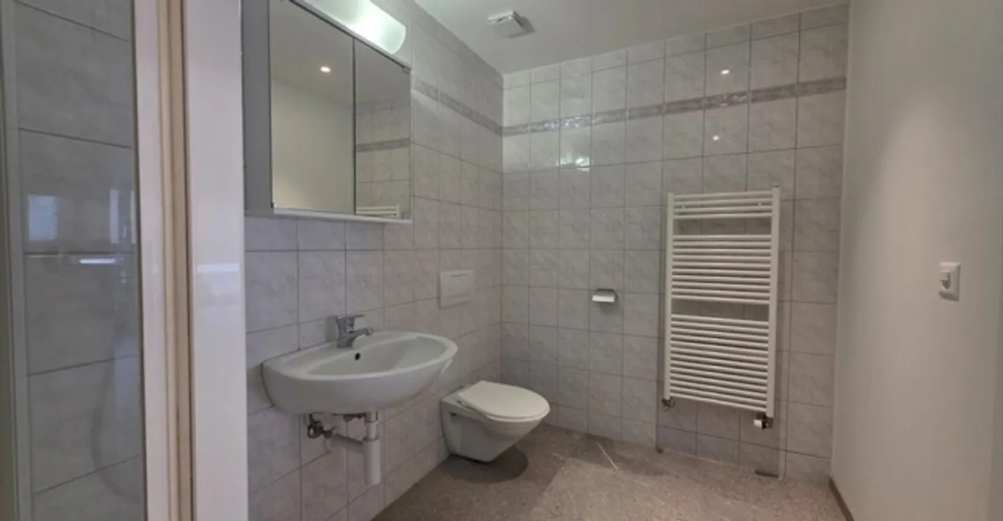 Industry - Photo 6 of 8