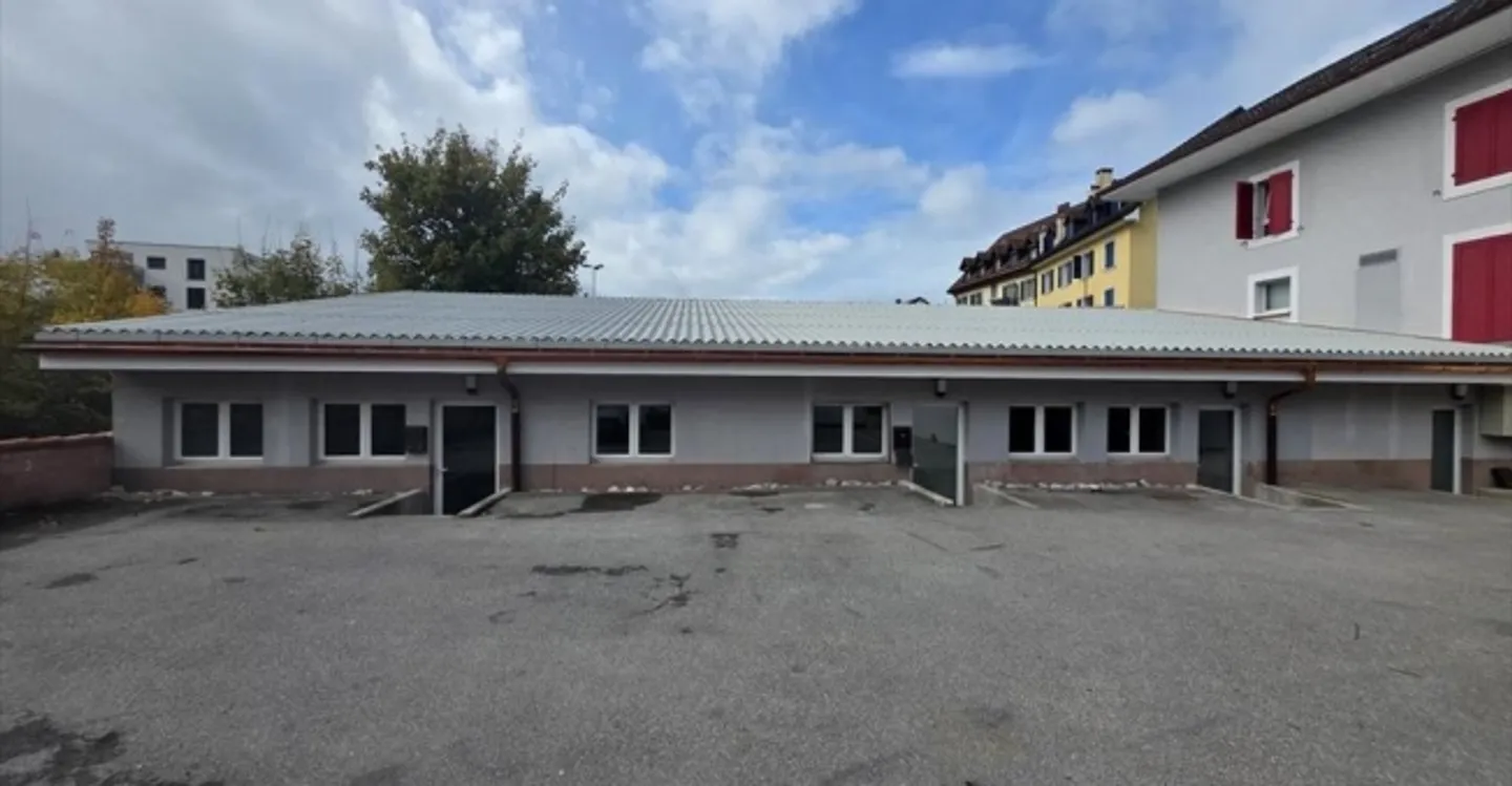 Industry - Photo 7 of 8