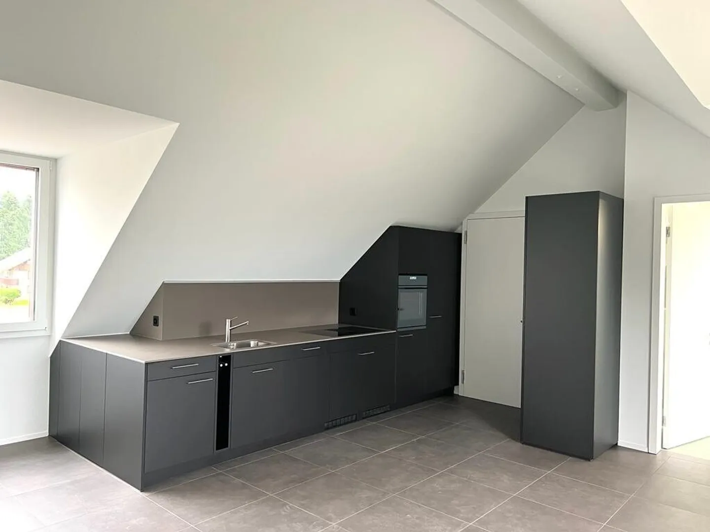 Modernes 3.5-Zimmer-Apartment - Foto 4 von 6