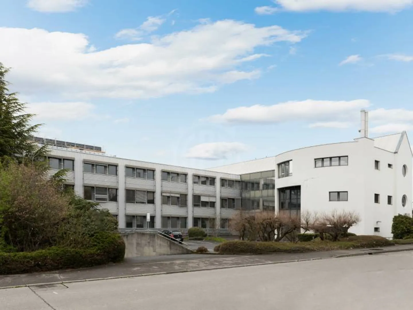 Außergewöhnliche Industriefläche - Meyrin - Foto 1 von 9