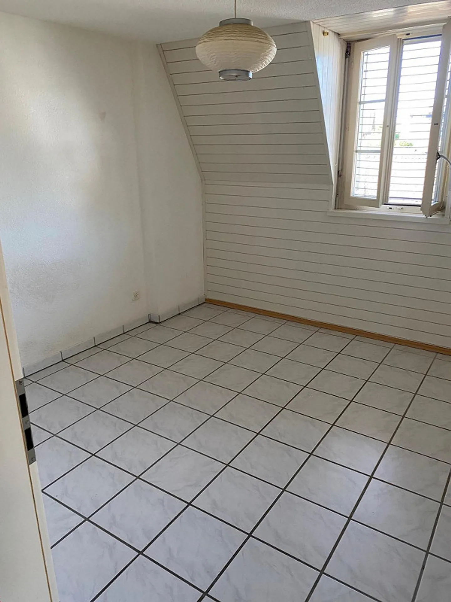 Accogliente appartamento mansardato di 2 1/2 stanze a Mellingen incluso una stanza mansardata - Foto 5 di 11