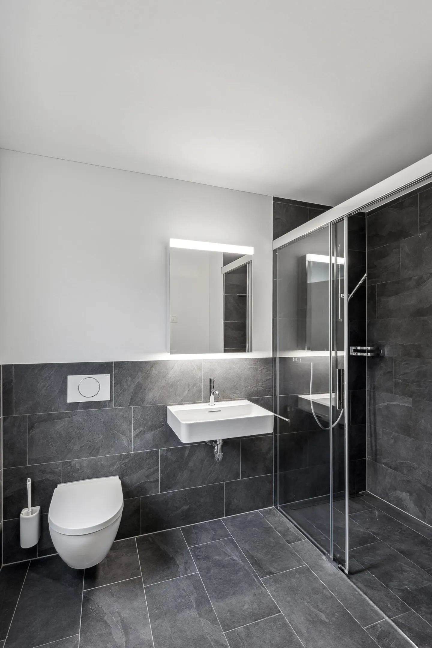 Appartamento attraente di 3,5 locali con vista lago e finiture di alta qualità - Foto 8 di 11