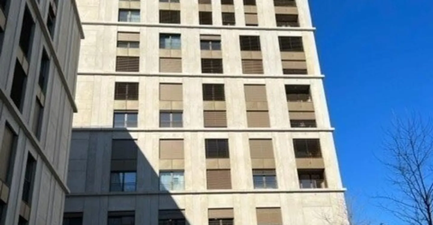 To seize! Ideally located near the Fribourg train station! - Photo 1 of 5