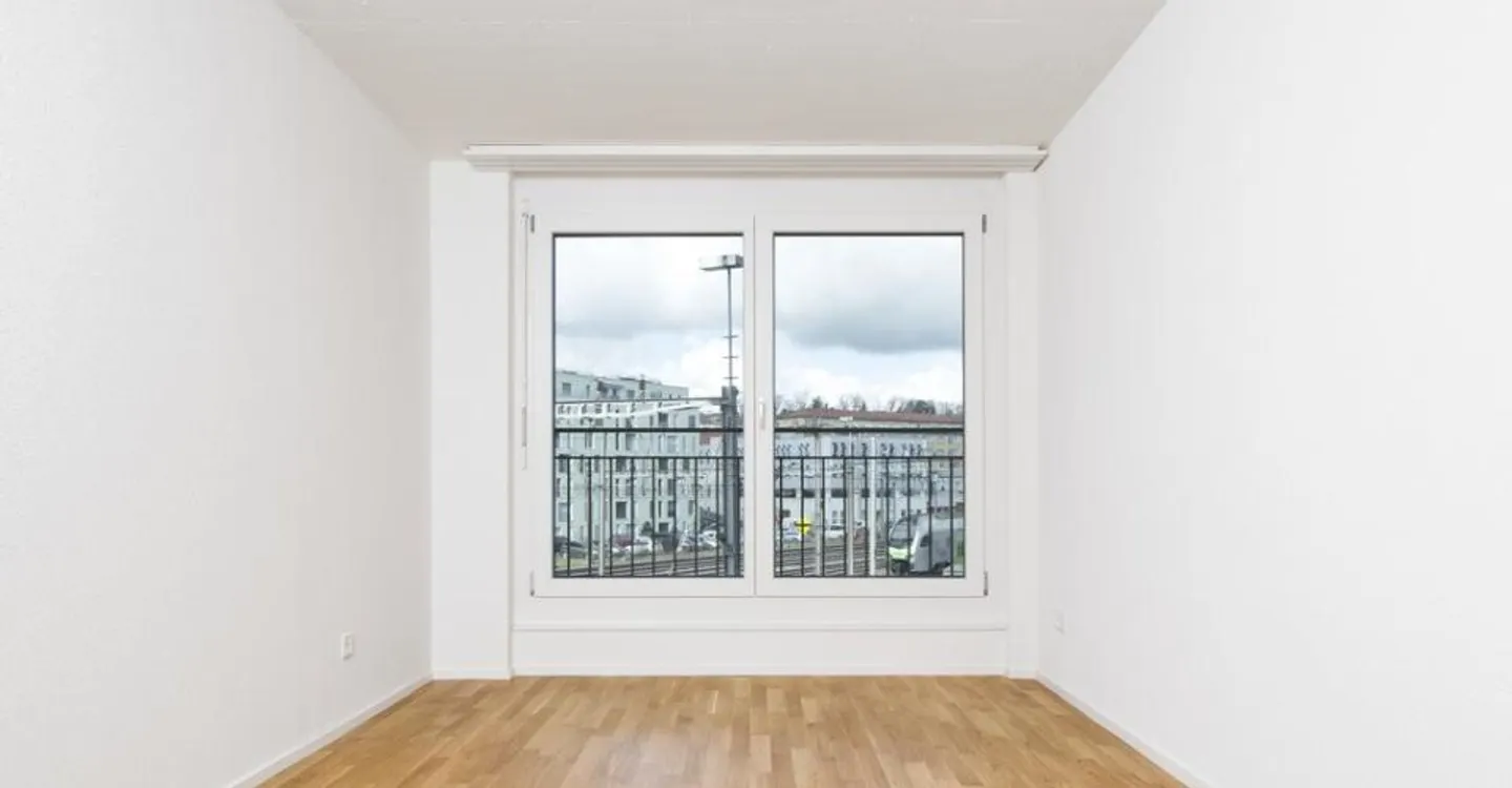 To seize! Ideally located near the Fribourg train station! - Photo 4 of 5