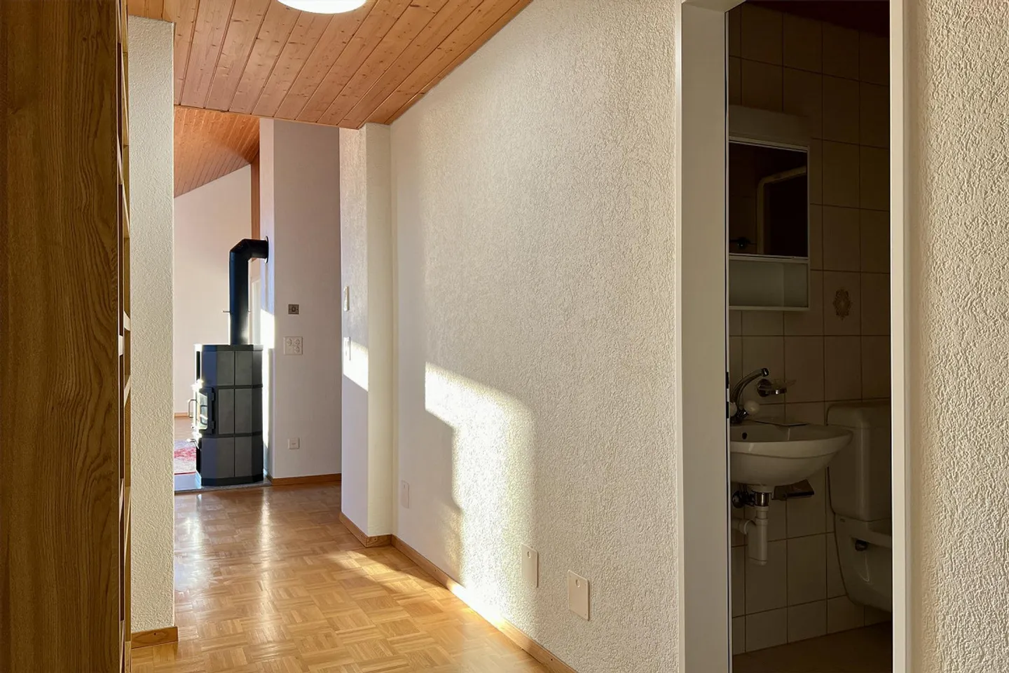 6.5-Zimmer Dachwohnung (186 m²) in Aarau Rohr – ruhige Lage, mit Weits - Foto 5 von 7