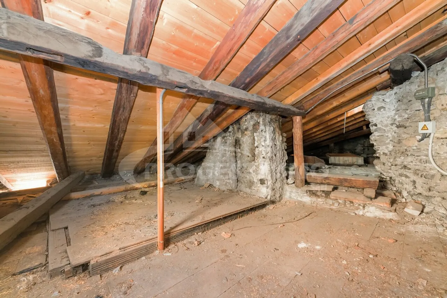 Ancien immeuble à transformer - permis de construire - Photo 11 sur 17