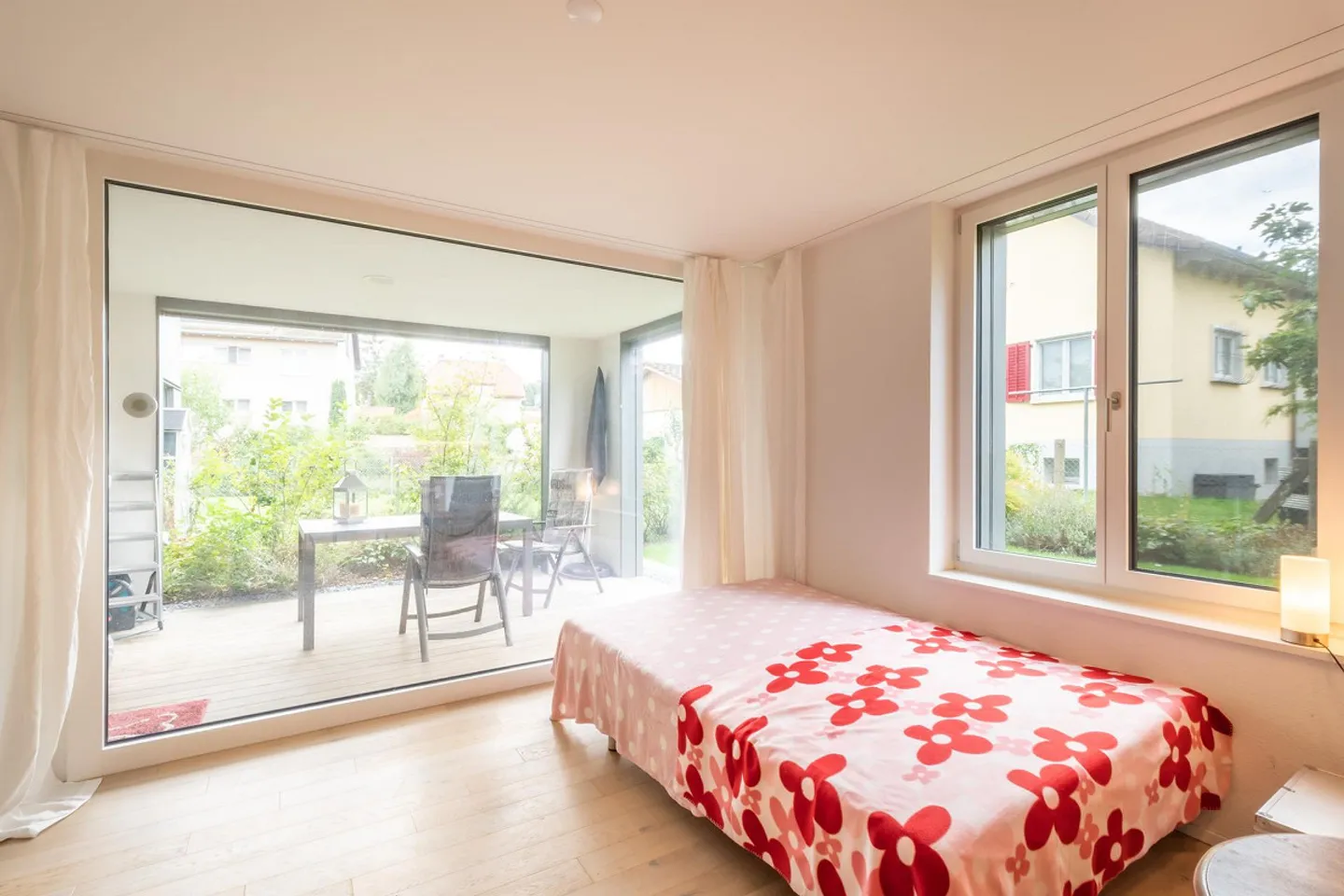High-quality ground floor apartment with garden share near the lake - Photo 7 of 15