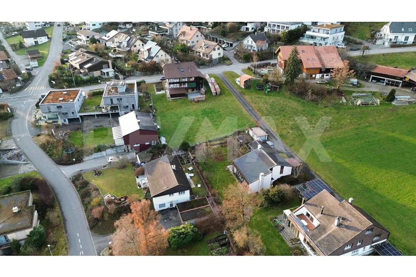 Terreno con potenziale di sviluppo a Steffisburg nella zona W2L - Foto 2 di 7