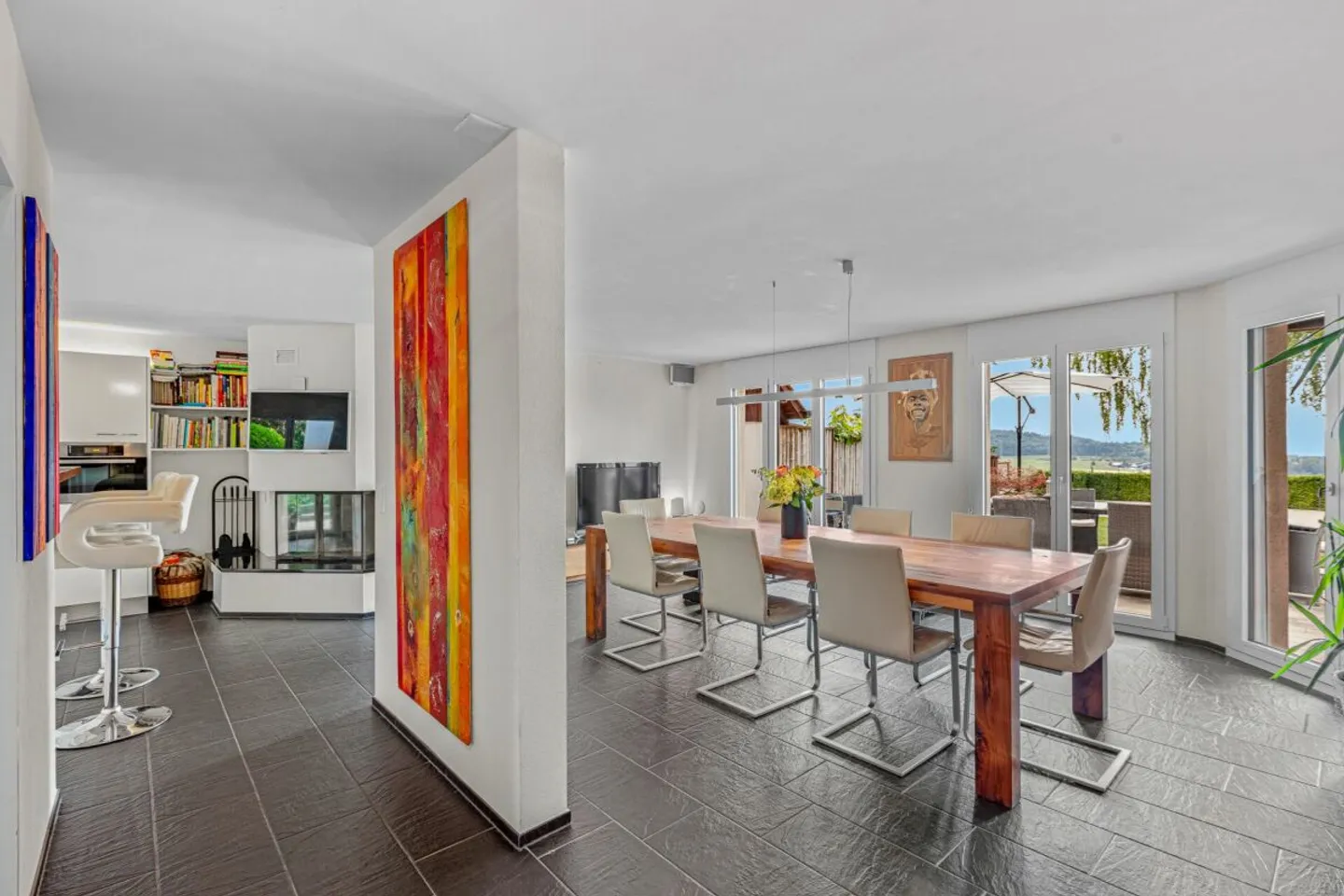 Stylish 5.5-Room Townhouse with Alpine View & Wellness Oasis - Photo 8 of 16