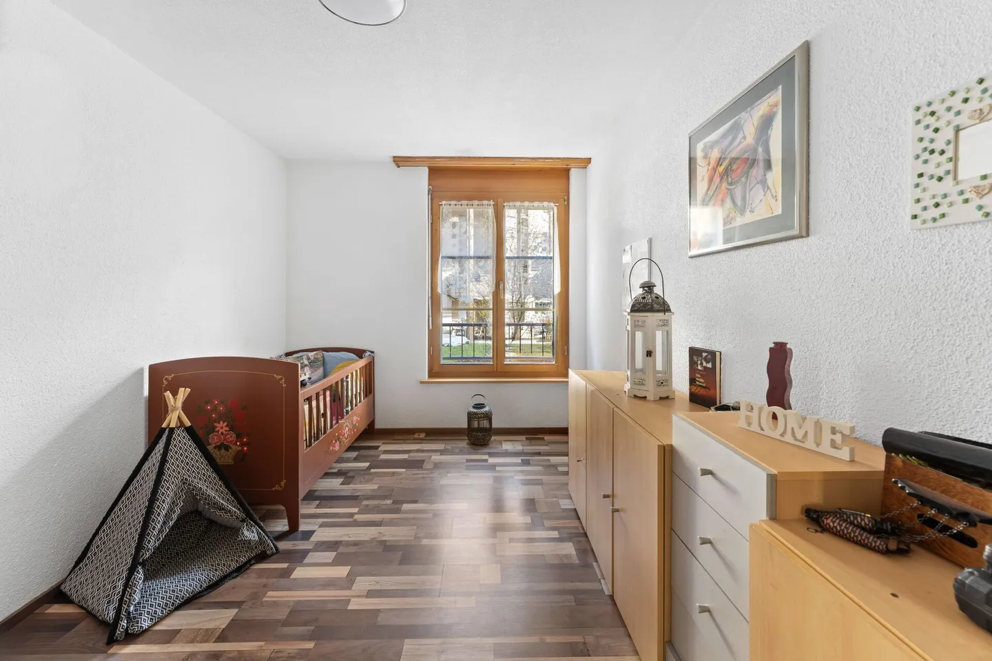 La tua nuova casa a Spiez: Incantevole appartamento di 3,5 locali con balcone soleggiato - Foto 6 di 12