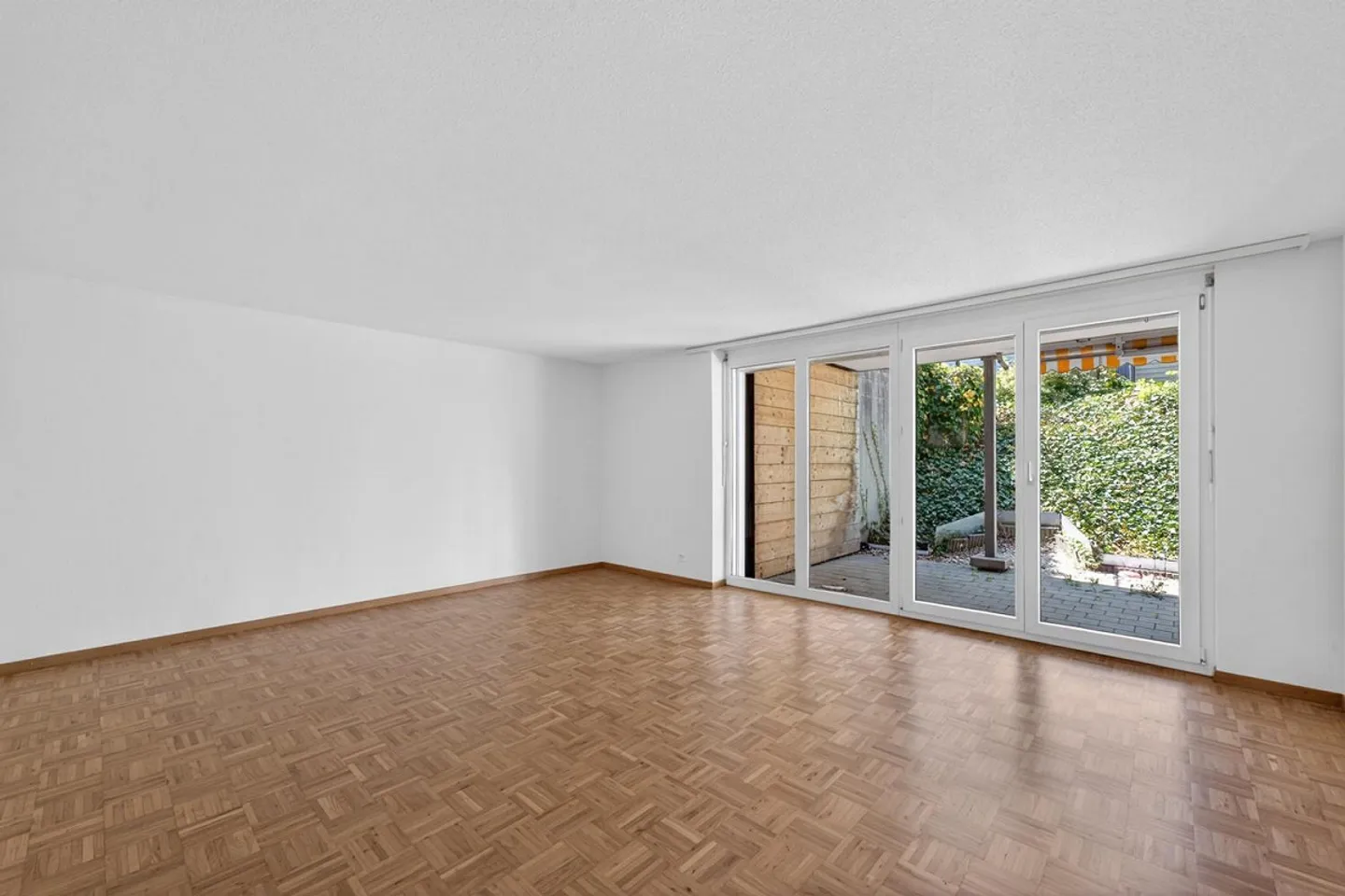 Appartement spacieux de 4 ½ pièces dans un emplacement idéal - Photo 3 sur 10