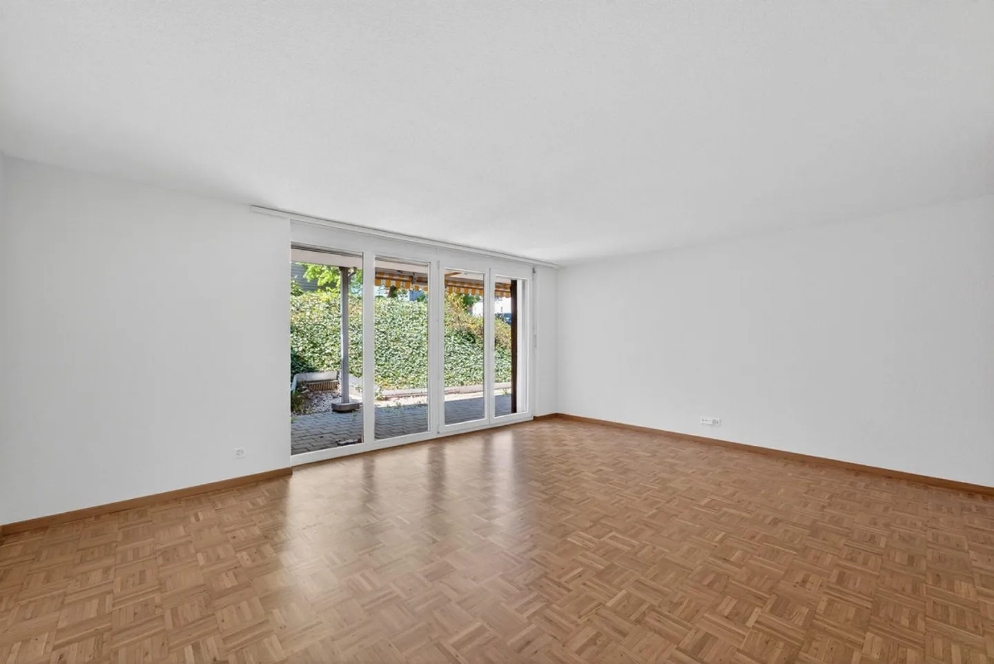 Appartement spacieux de 4 ½ pièces dans un emplacement idéal - Photo 4 sur 10