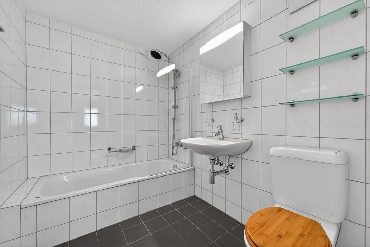 Appartement spacieux de 4 ½ pièces dans un emplacement idéal - Photo 6 sur 10