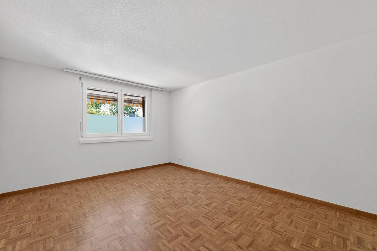 Appartement spacieux de 4 ½ pièces dans un emplacement idéal - Photo 7 sur 10