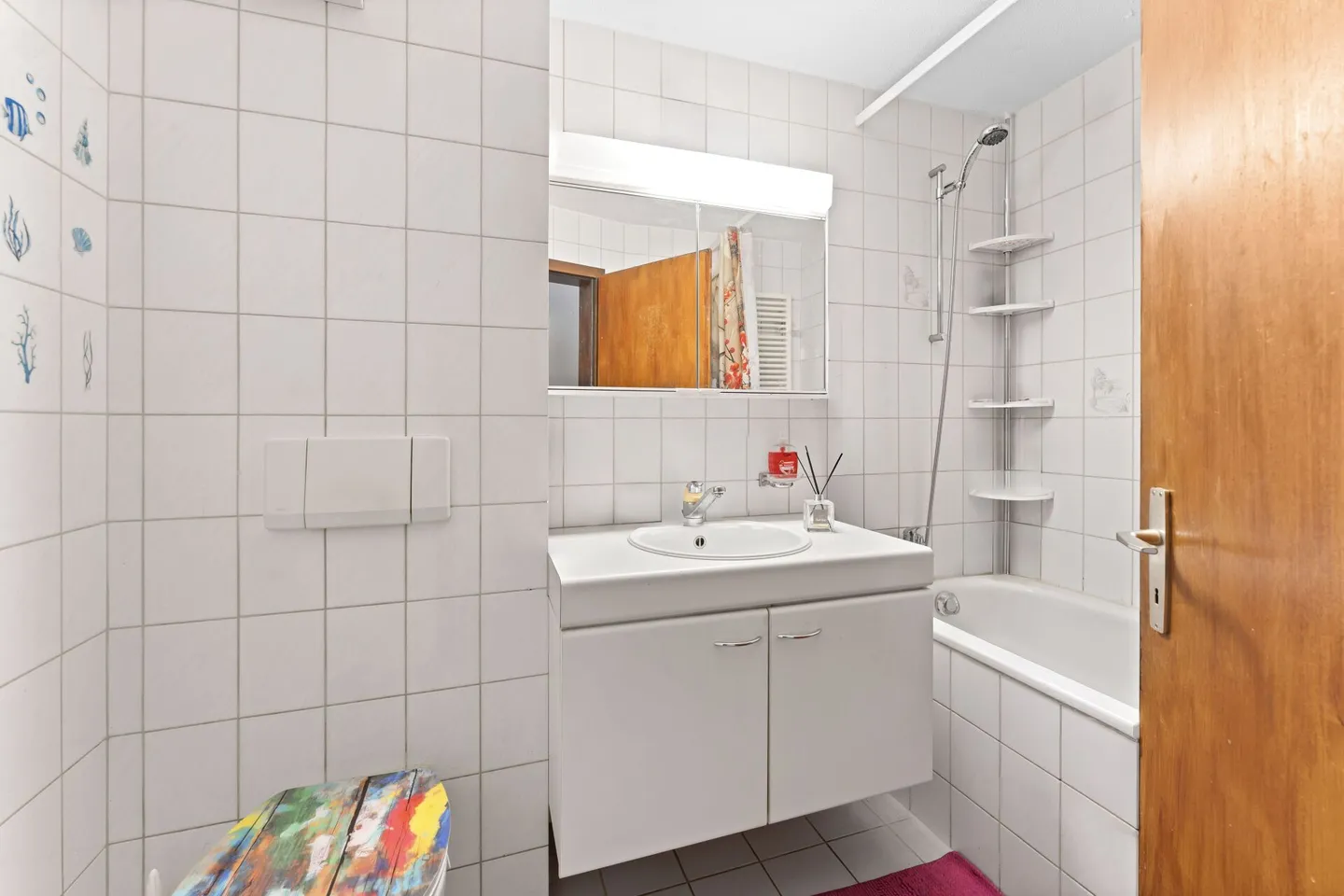 La tua nuova casa a Spiez: Incantevole appartamento di 3,5 locali con balcone soleggiato - Foto 9 di 12