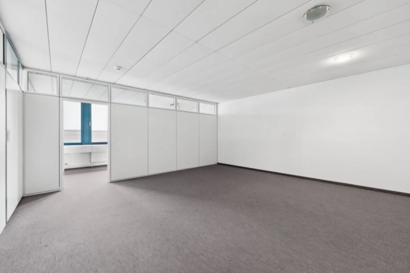 Généreusement situé dans un emplacement de choix - Photo 6 sur 10