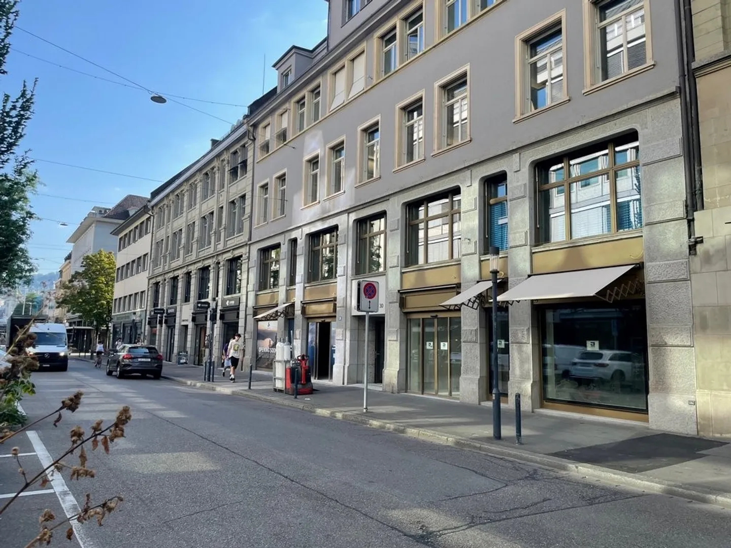 Secure Parking Space in Zurich - Photo 3 of 3