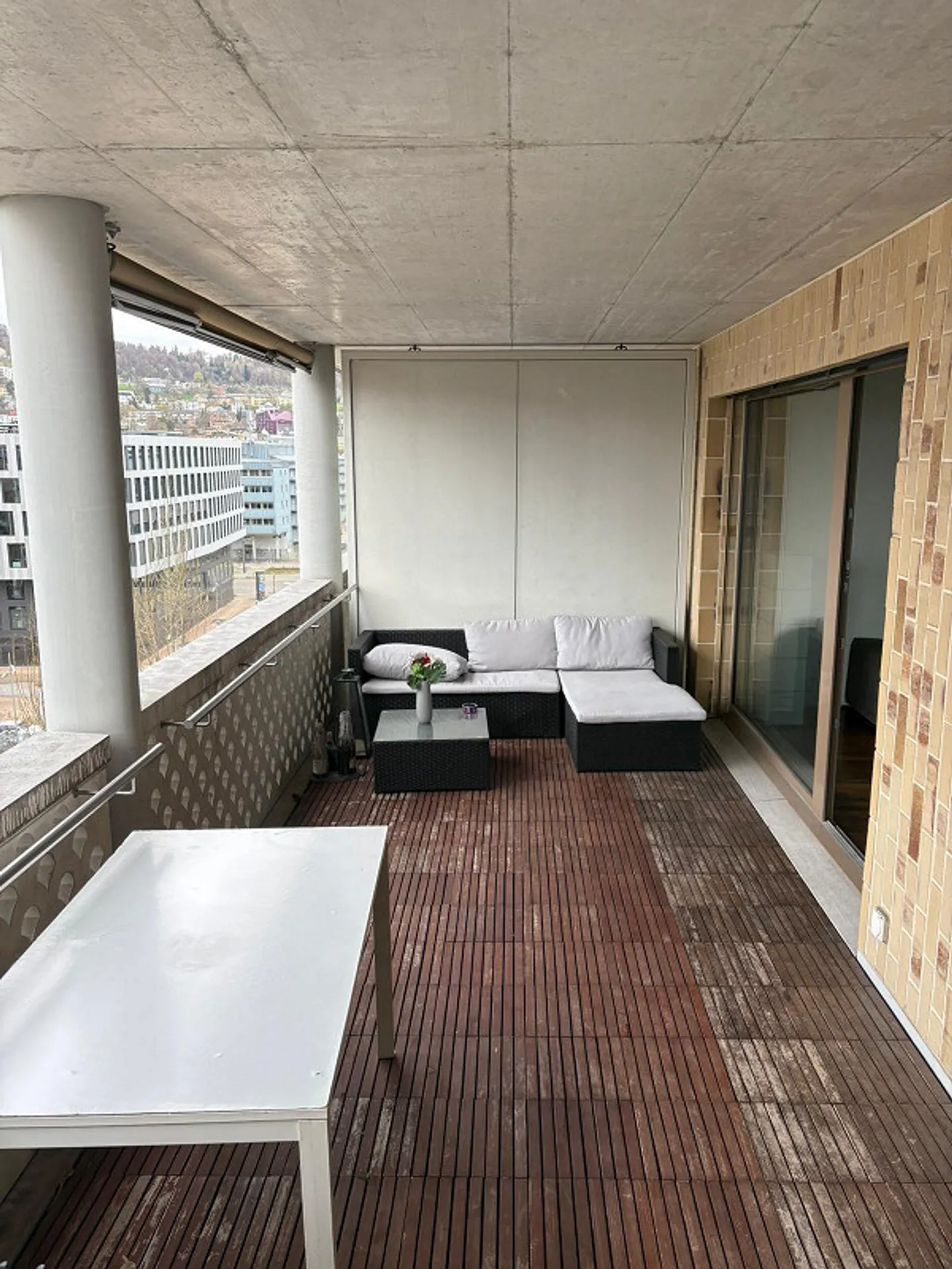 Chambre lumineuse dans un bel appartement central - Photo 7 sur 10