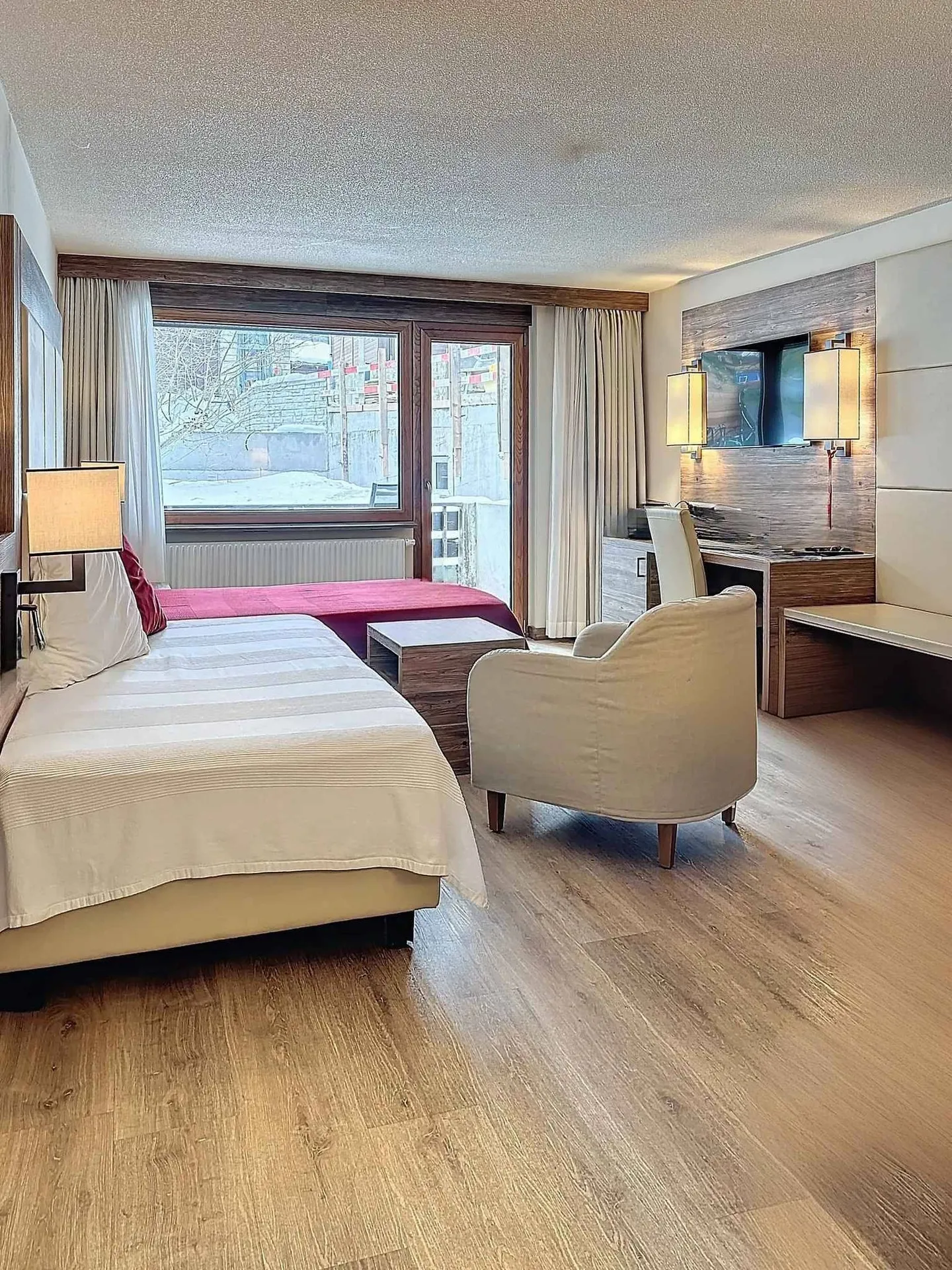 Appartement exclusif de 2,5 pièces, investissement attractif : appartement central à Zermatt avec utilisation hôtelière et utilisation personnelle - Photo 4 sur 13