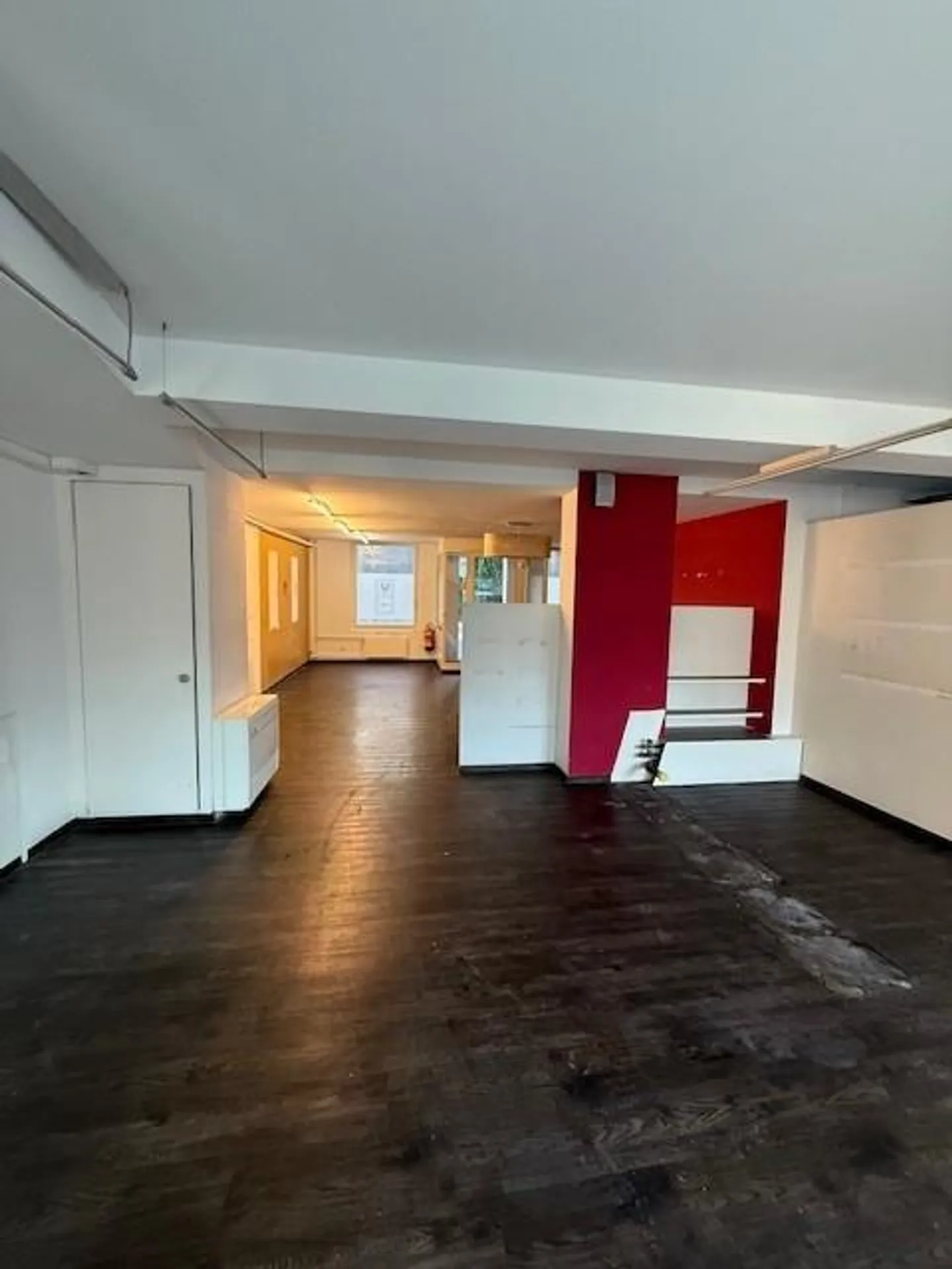 Spacious Sales/Business Space in a Central Location in Wil - Photo 1 of 8