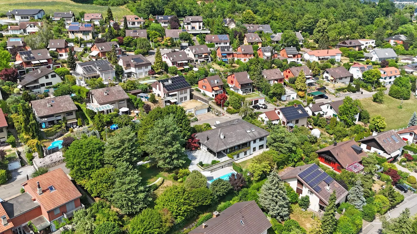 Exclusive villa with panoramic view & guest apartment - Photo 24 of 25