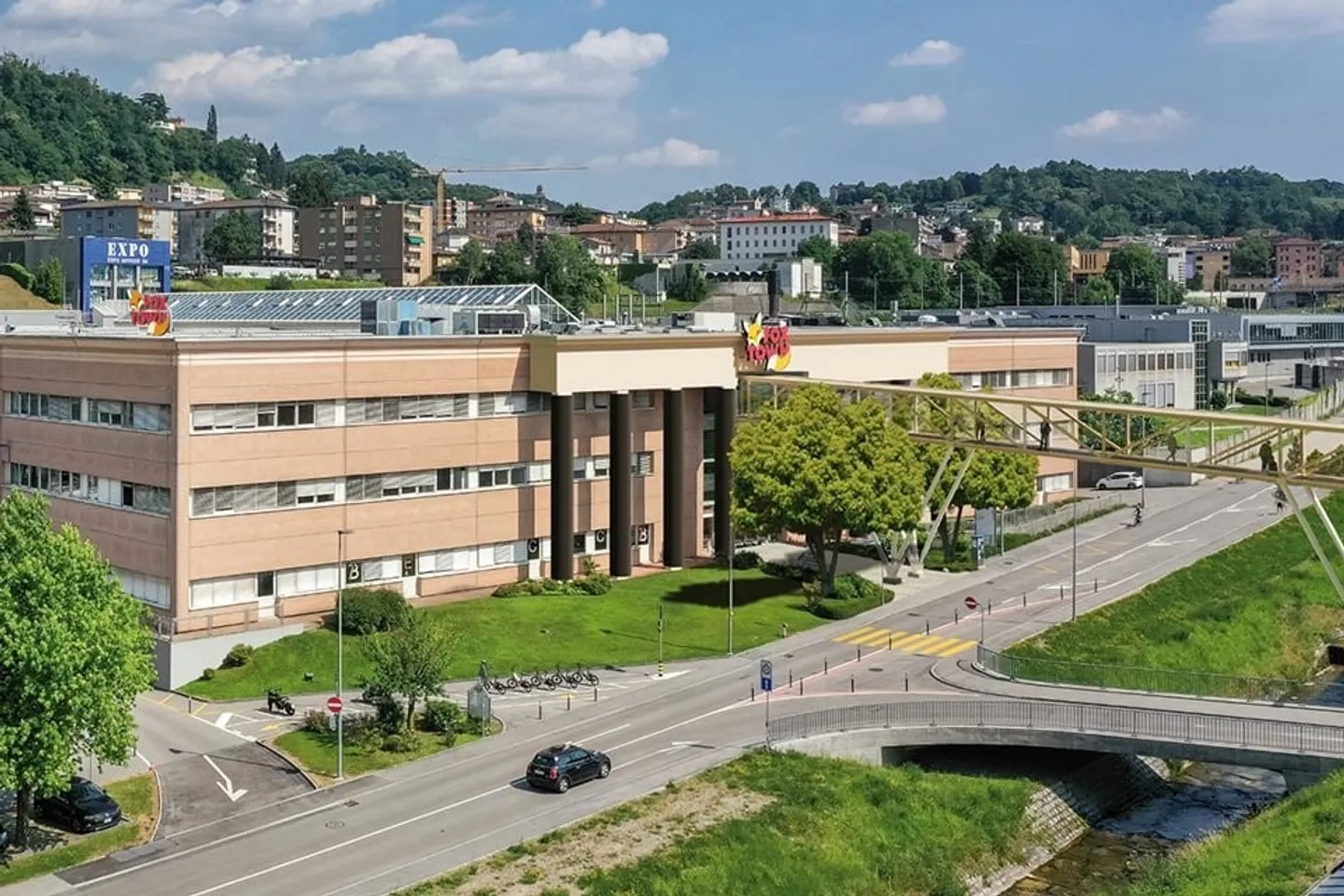 Mendrisio - Offices for rent furnished from 18 to 25 sqm - Photo 3 of 6