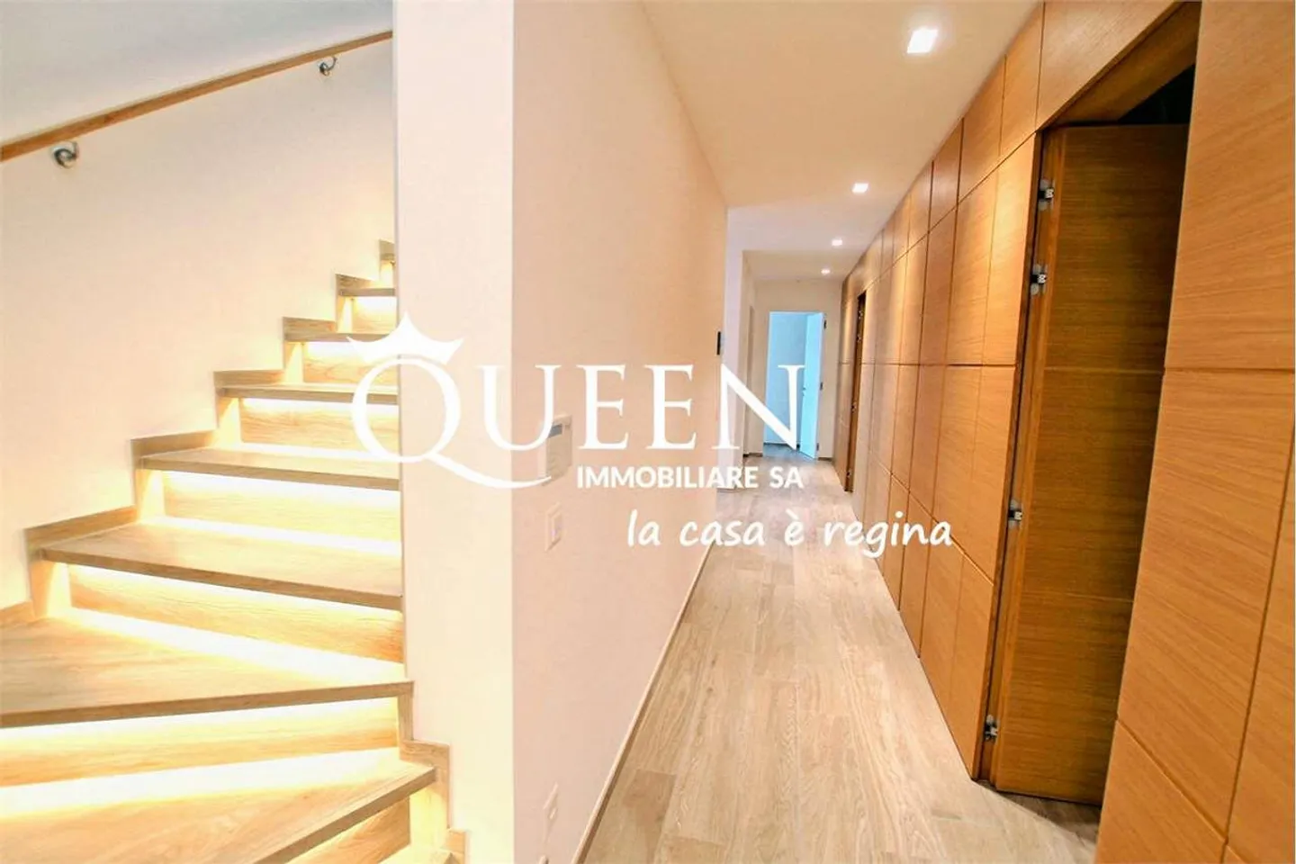 Montagnola Arasio: villa 10 rooms, 760 sqm, indoor pool, terraces - Photo 9 of 13