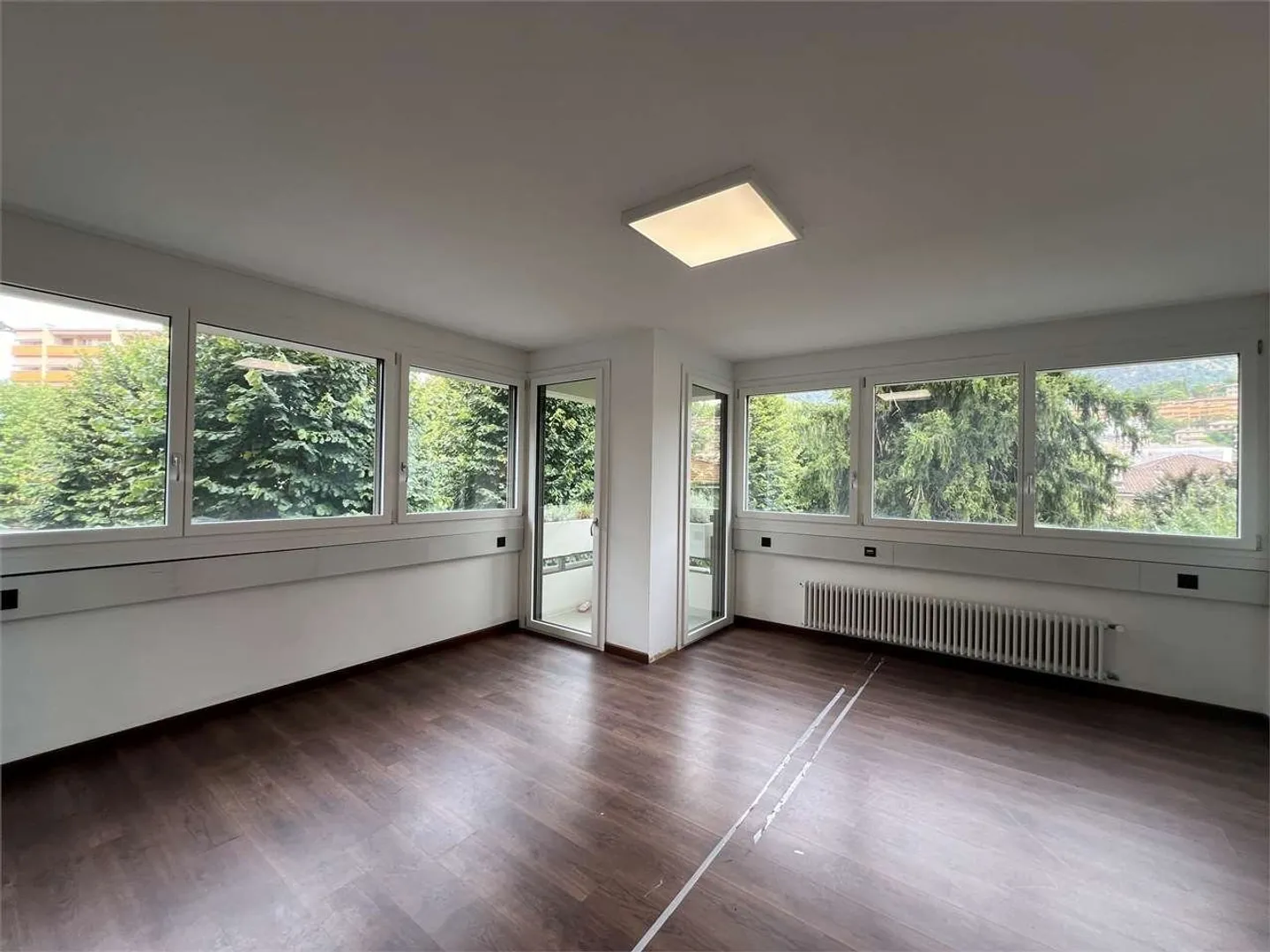 Ref. 2539 Chiasso Modern Office - Photo 8 of 8