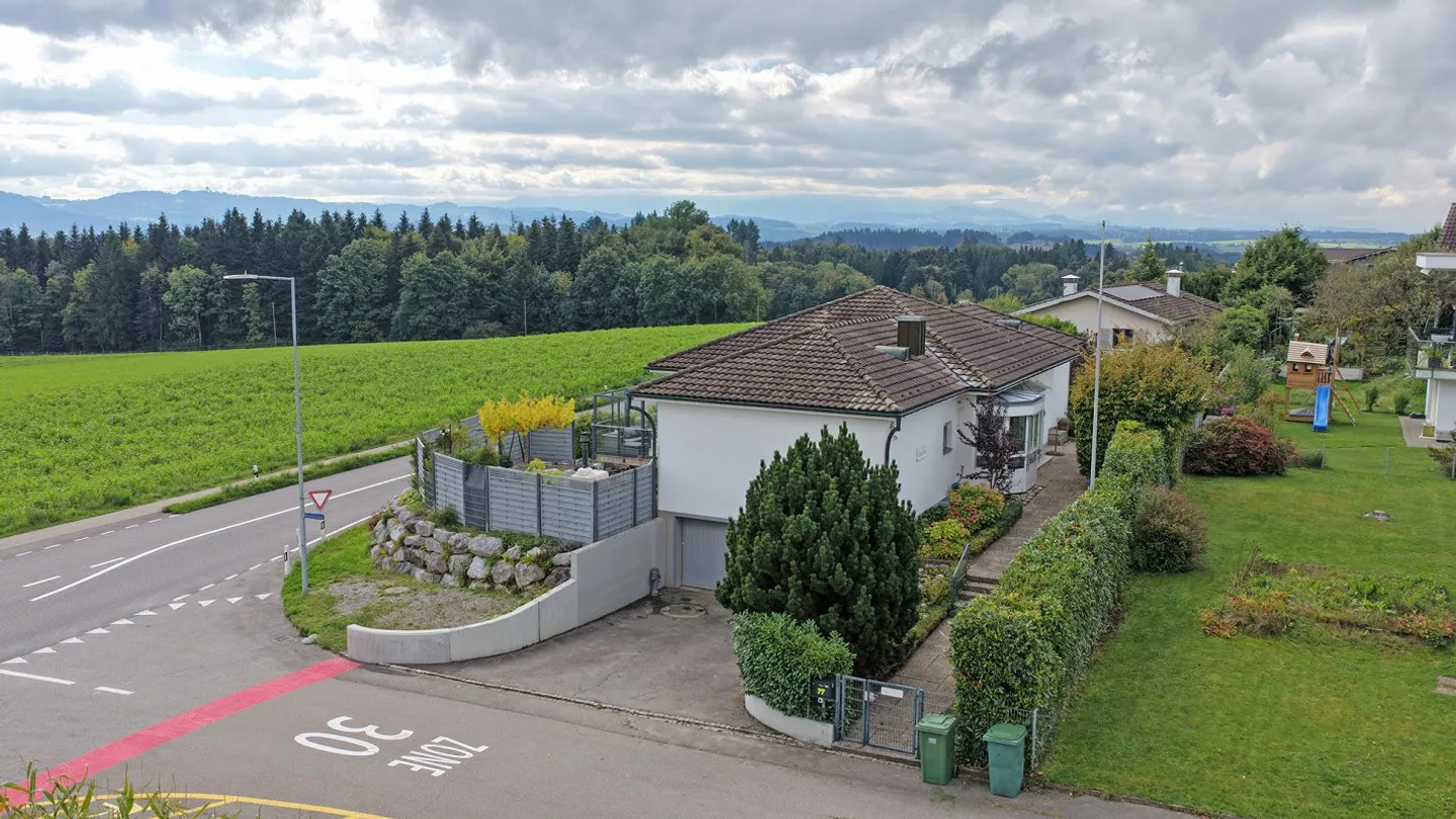 Mehr Raum, mehr Garten, mehr Zuhause – Traumhaus in Wohlen b. Bern - Foto 4 von 34