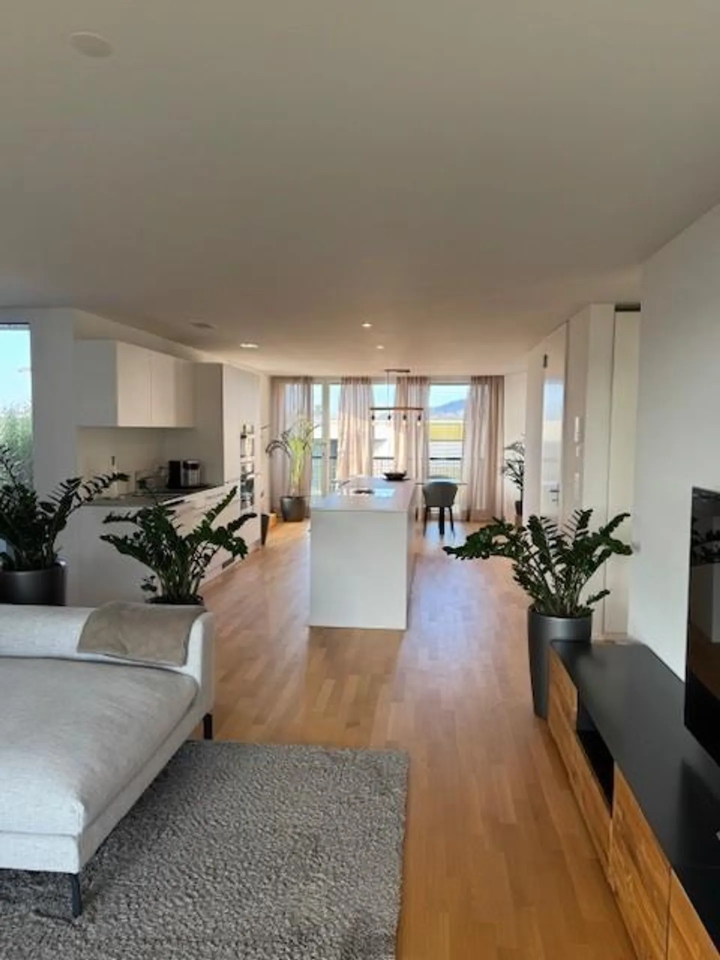 Appartamento attico moderno di 3,5 stanze - Foto 3 di 7