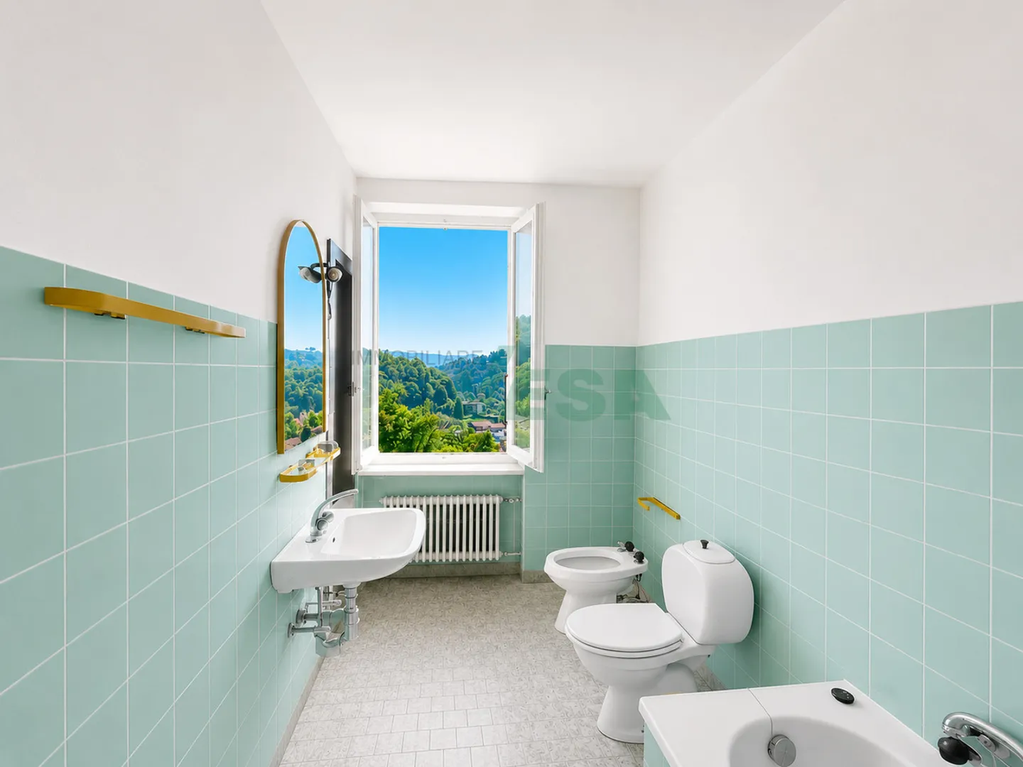 Spacieuse maison avec 3 appartements (pouvant être réunis) et avec une vue magnifique - Photo 12 sur 15