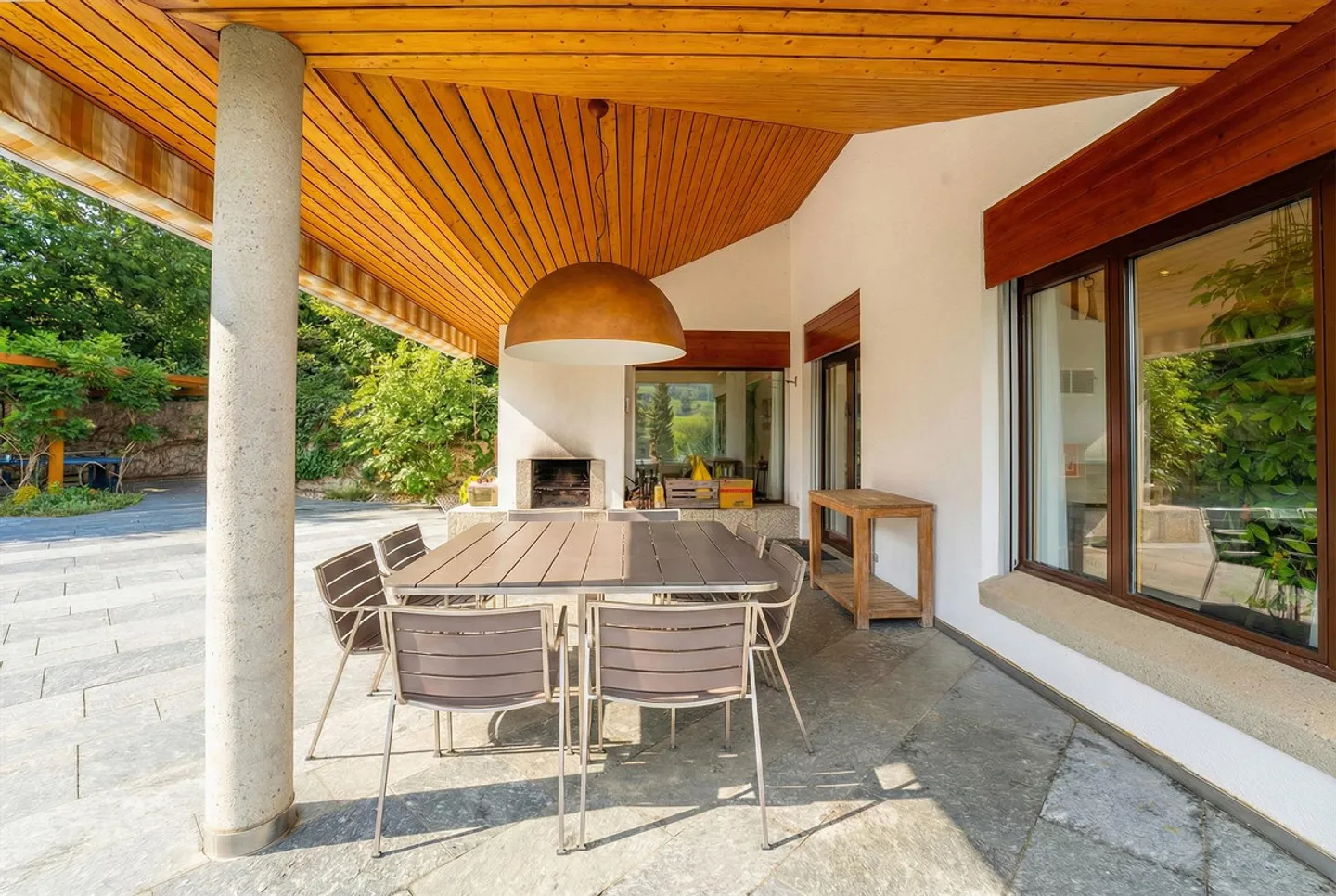 Exclusive villa with panoramic view & guest apartment - Photo 7 of 25