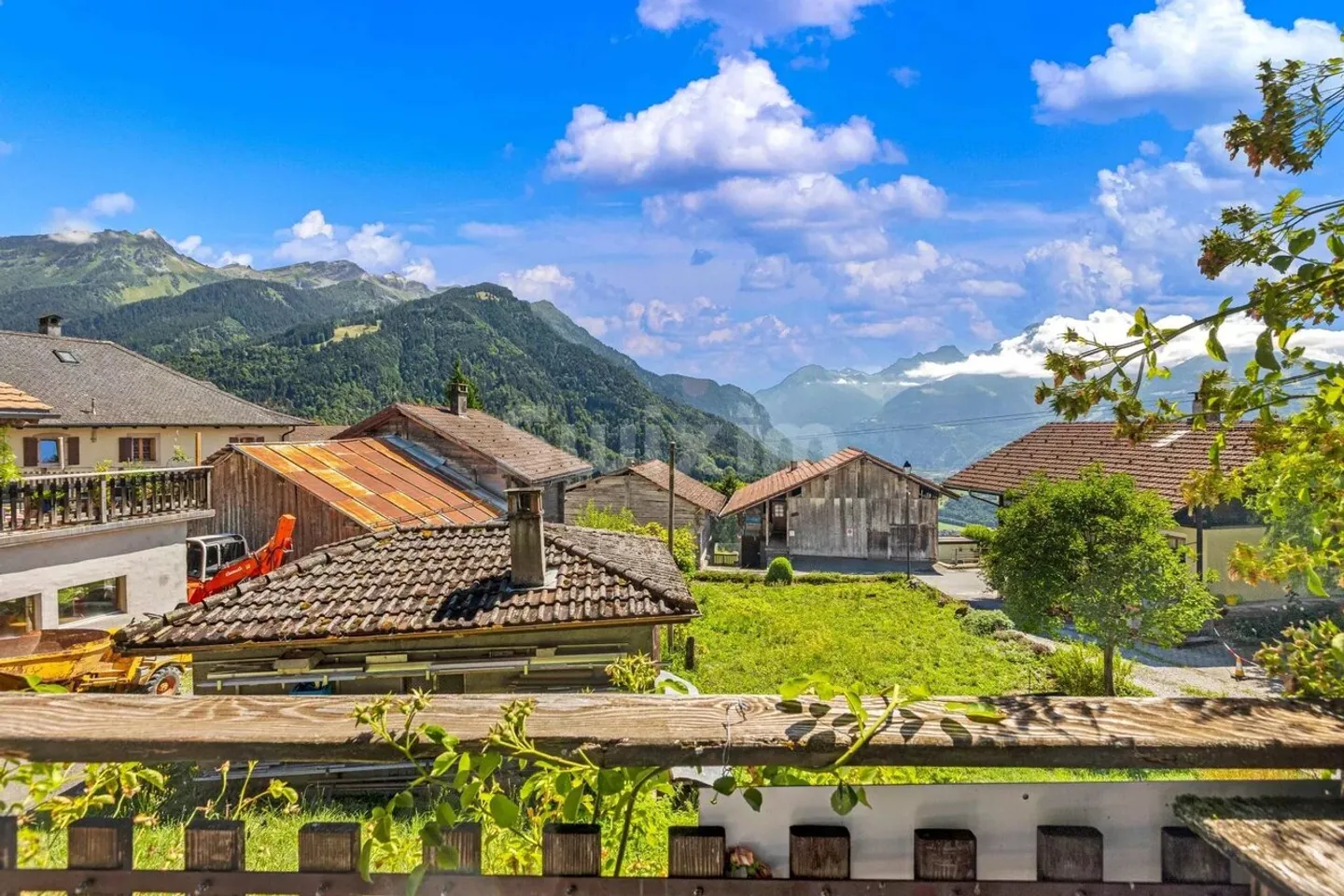 Chalet Incantevole nelle Alpi Svizzere! - Foto 1 di 10