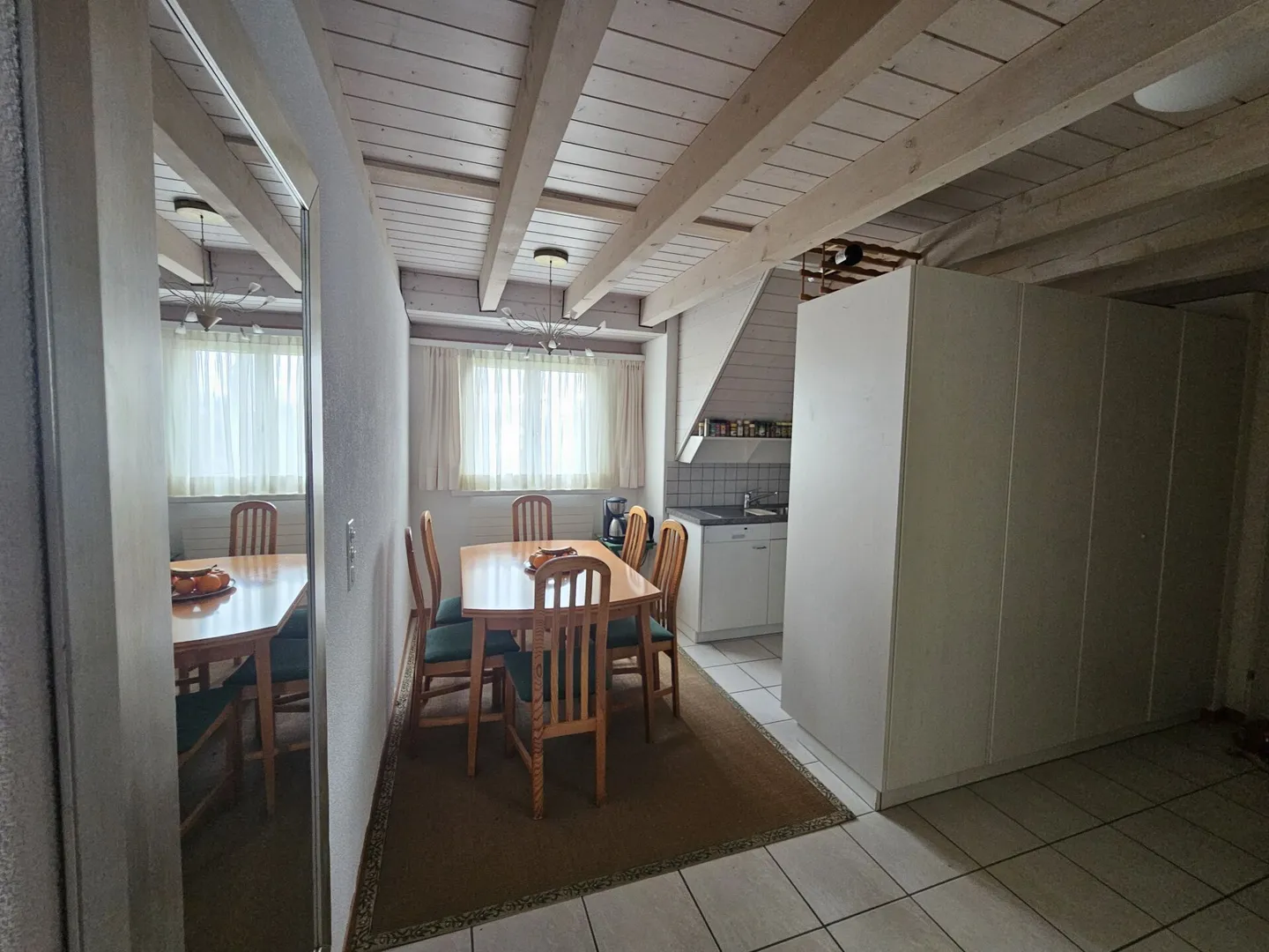 Beautiful attic apartment with balcony - Photo 2 of 9