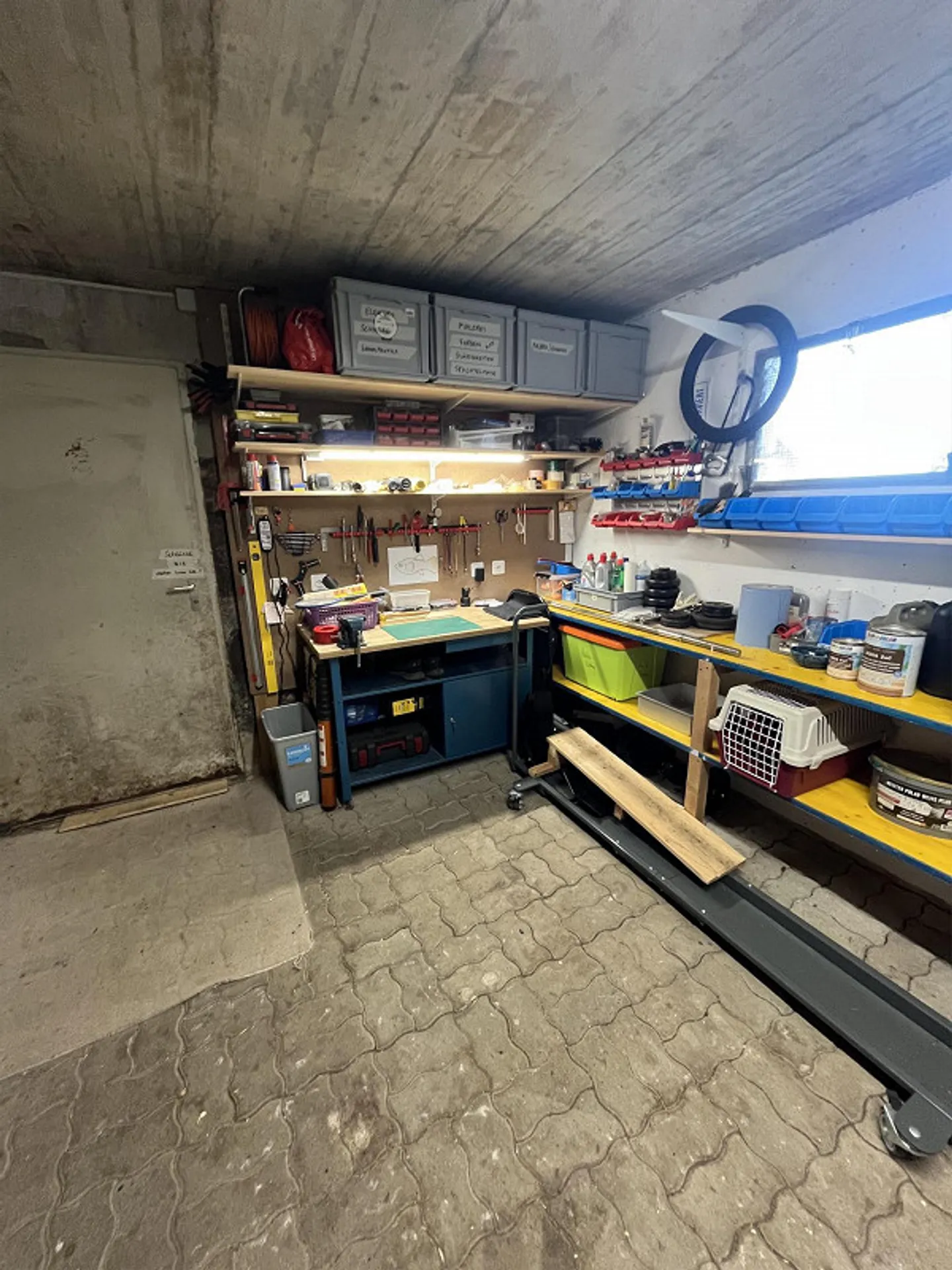 Casa unifamiliare di 8 1/2 stanze in affitto in una fattoria - Foto 16 di 18