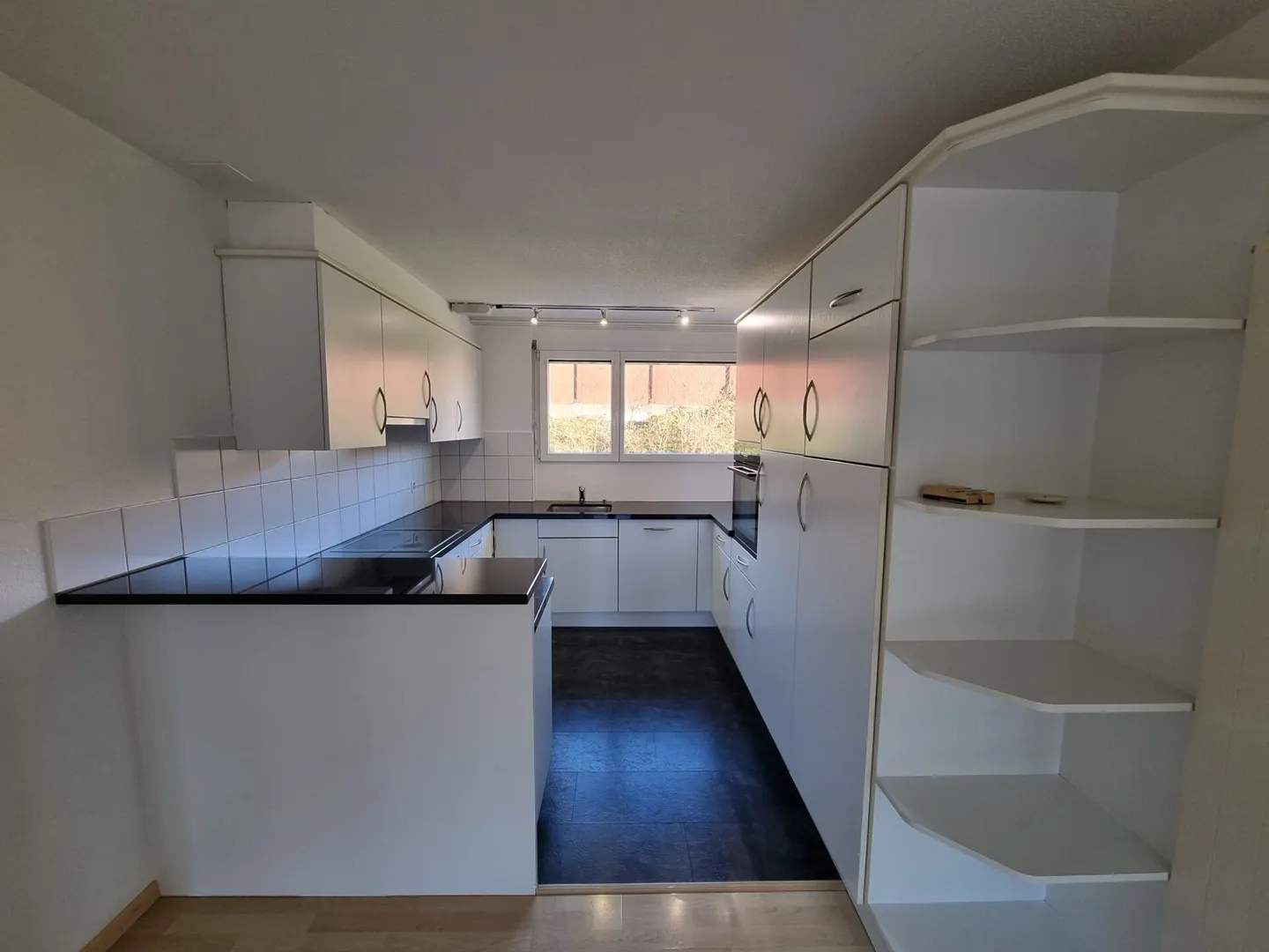 Appartamento familiare di 4,5 stanze in centro - Foto 1 di 13