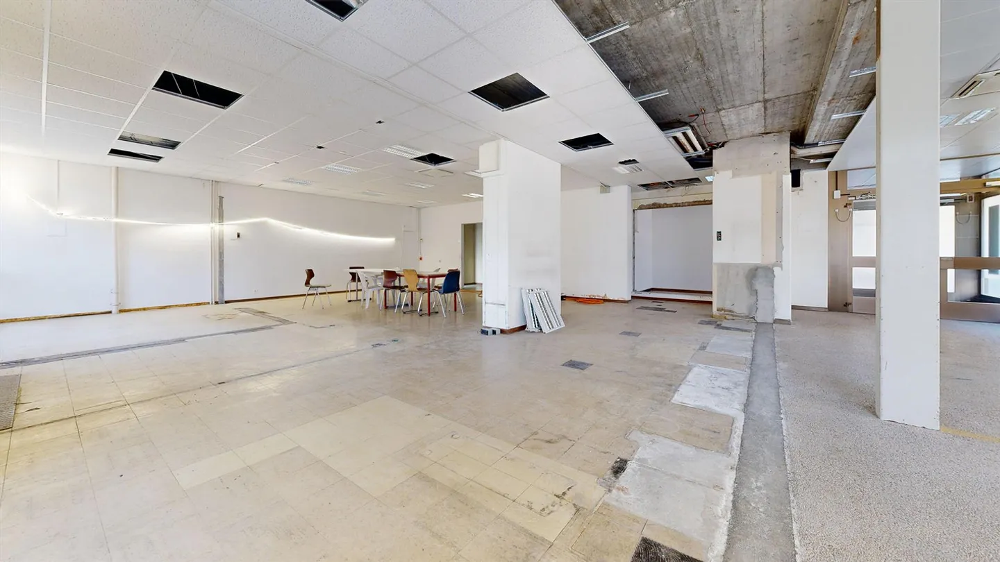 Il tuo futuro spazio commerciale! - Foto 5 di 7