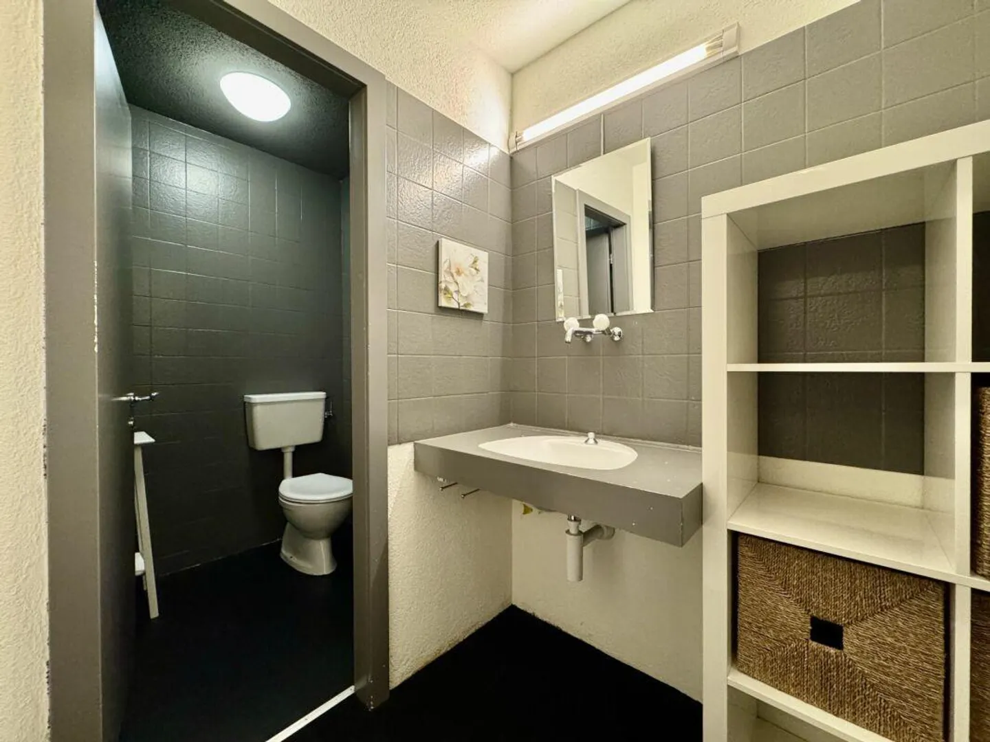 Furnished Commercial Property - All-inclusive Rent including Additional Costs & ... - Photo 4 of 7