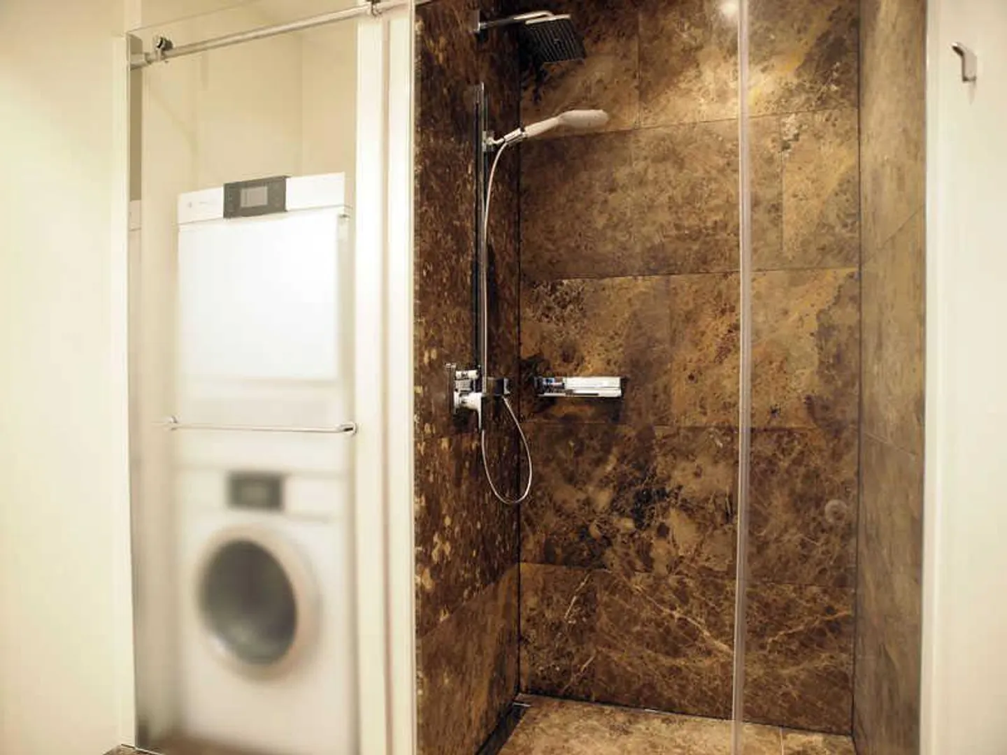 Luxus Apartment im Herzen der Stadt, nähe See und Bahnhofstrasse - Foto 7 von 9