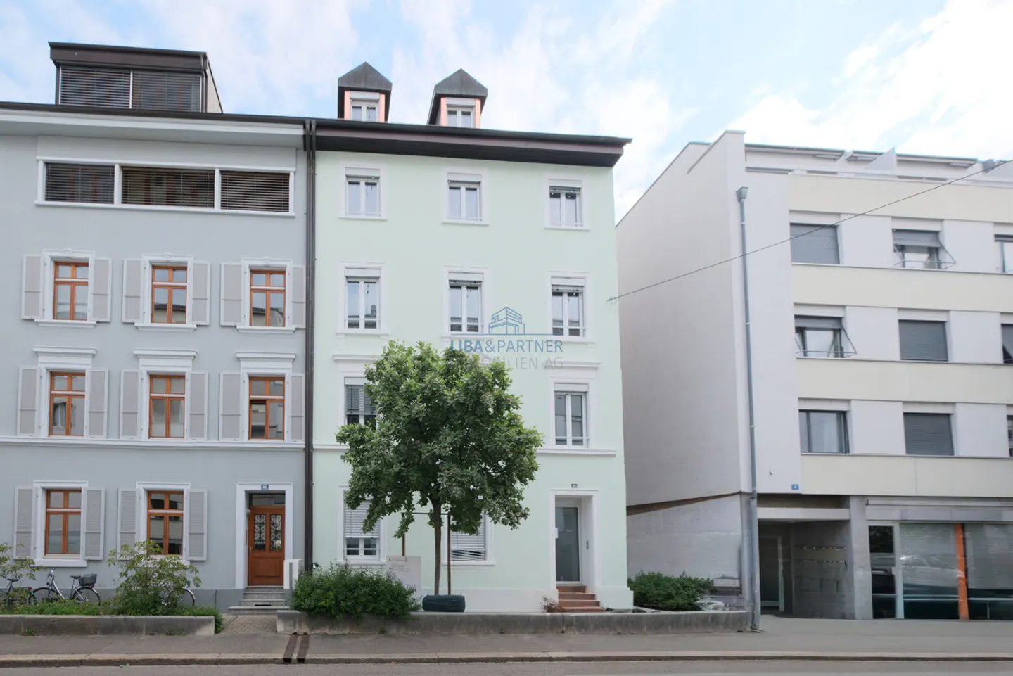 Maisonette completamente ristrutturata con un tocco elegante, antico incontra moderno - Foto 2 di 13
