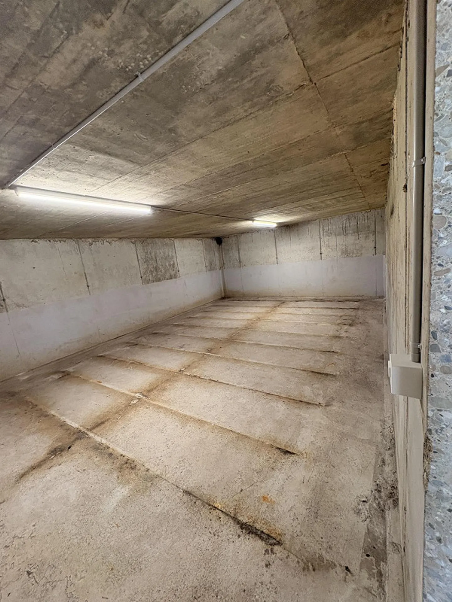 Charmante Dachwohnung mit Cheminée - Foto 24 von 24