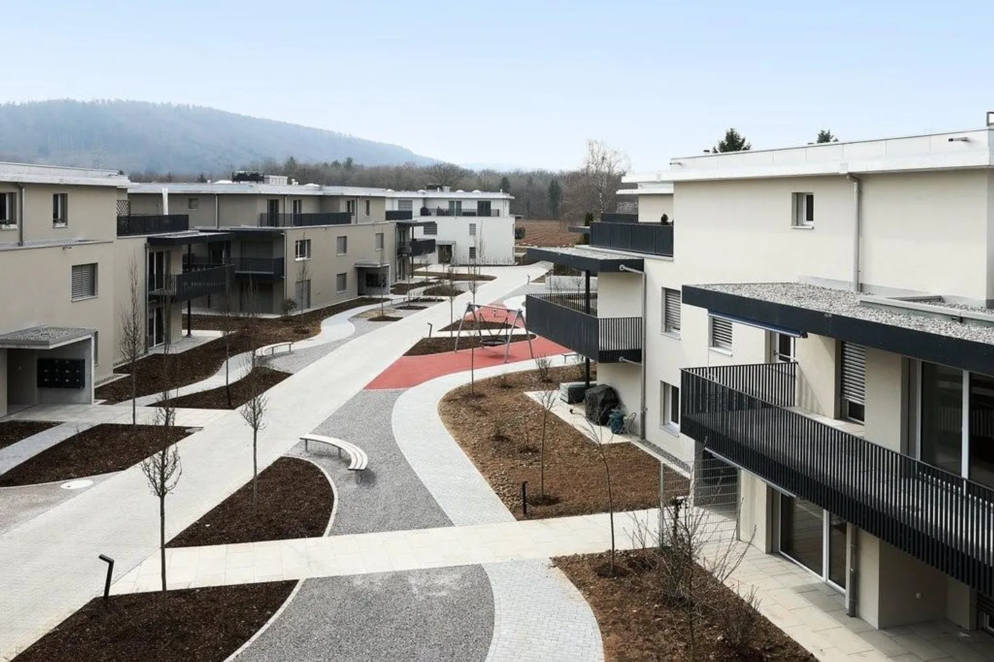 Moderno appartamento di 3,5 stanze in un'oasi residenziale - Foto 1 di 10