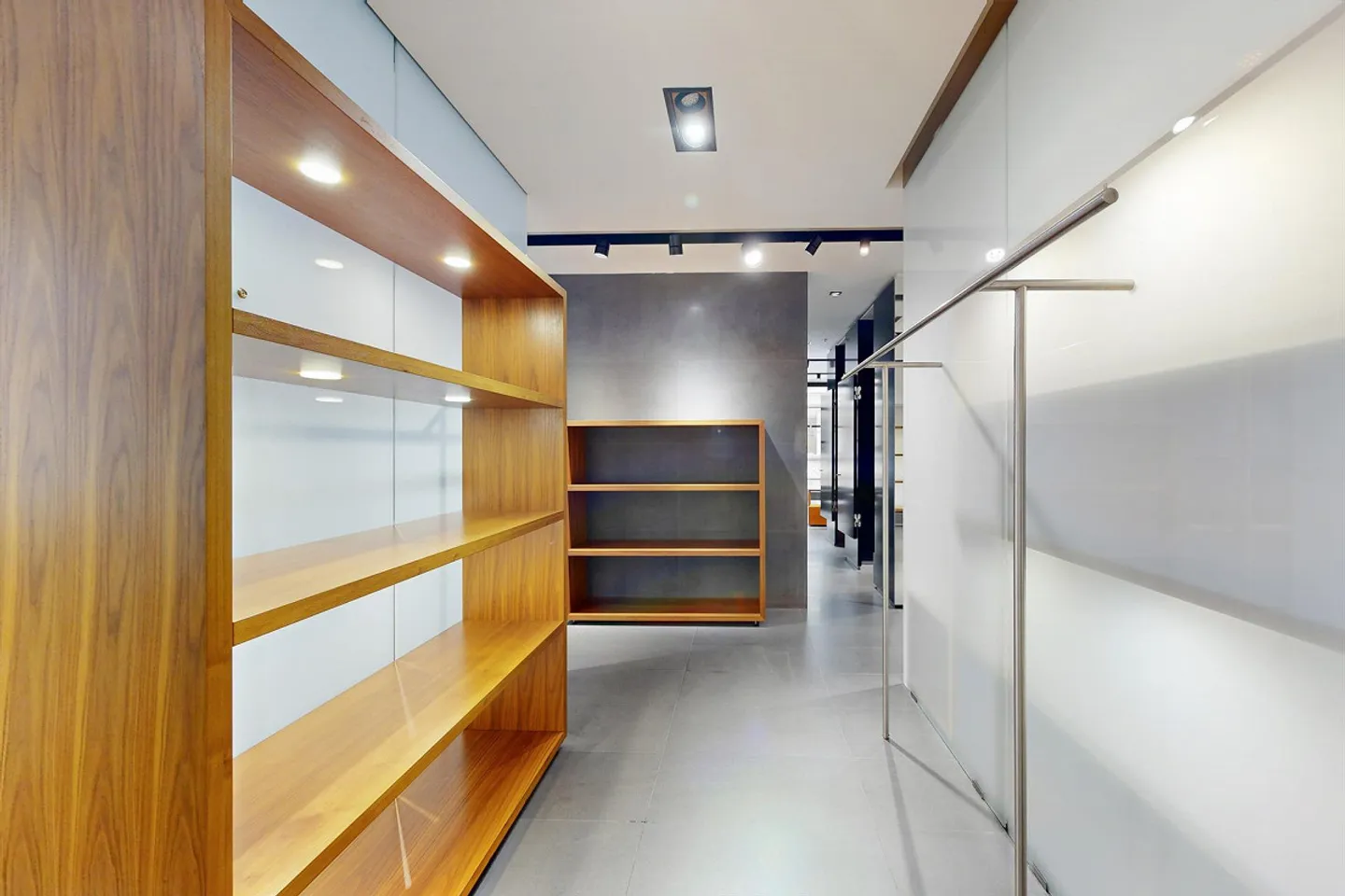 Arcade for rent in the hyper-center of Lausanne, Rue de Bourg - Photo 9 of 9