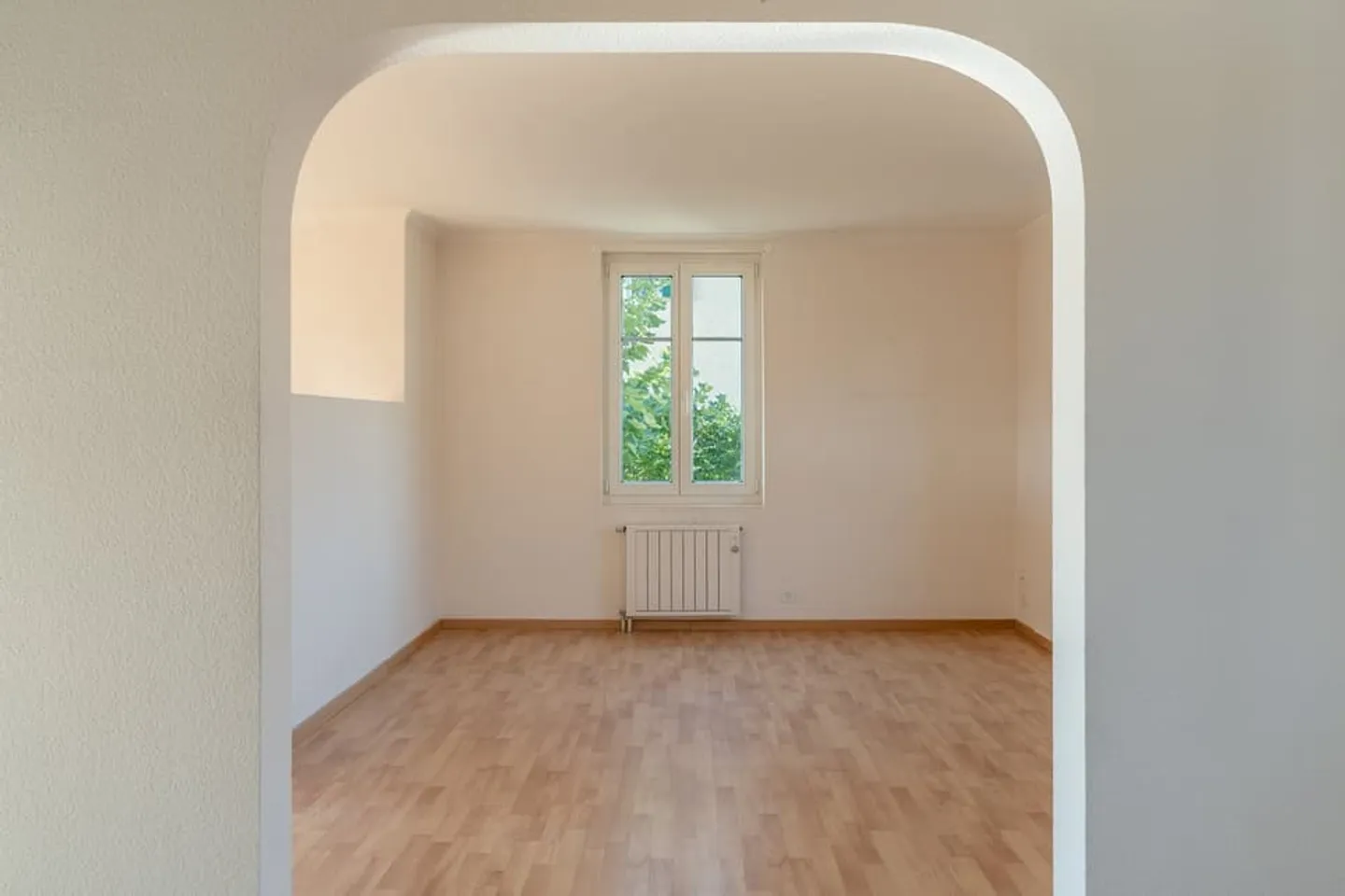 Beautiful two-family house in the city center - Photo 7 of 13