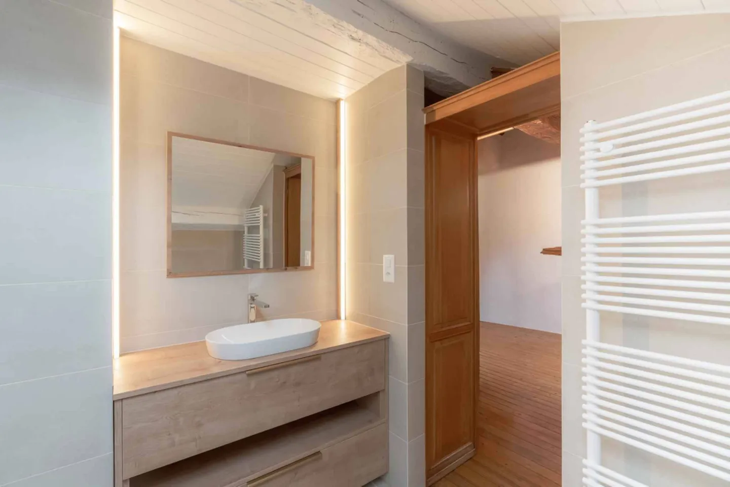 Charming Two-Story House - Photo 7 of 11