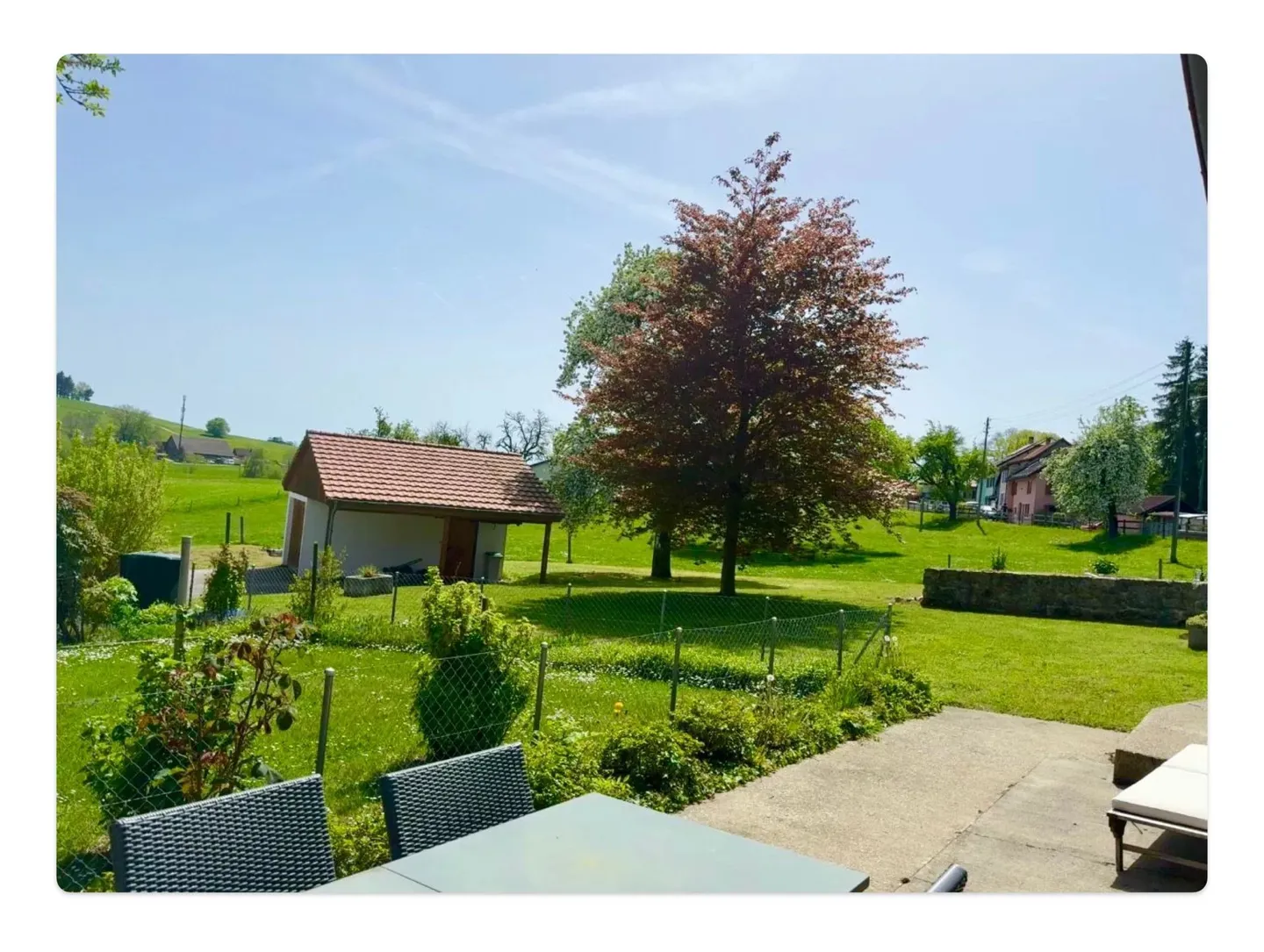 Affascinante villa di 5,5 stanze di circa 300 m² - Foto 1 di 8