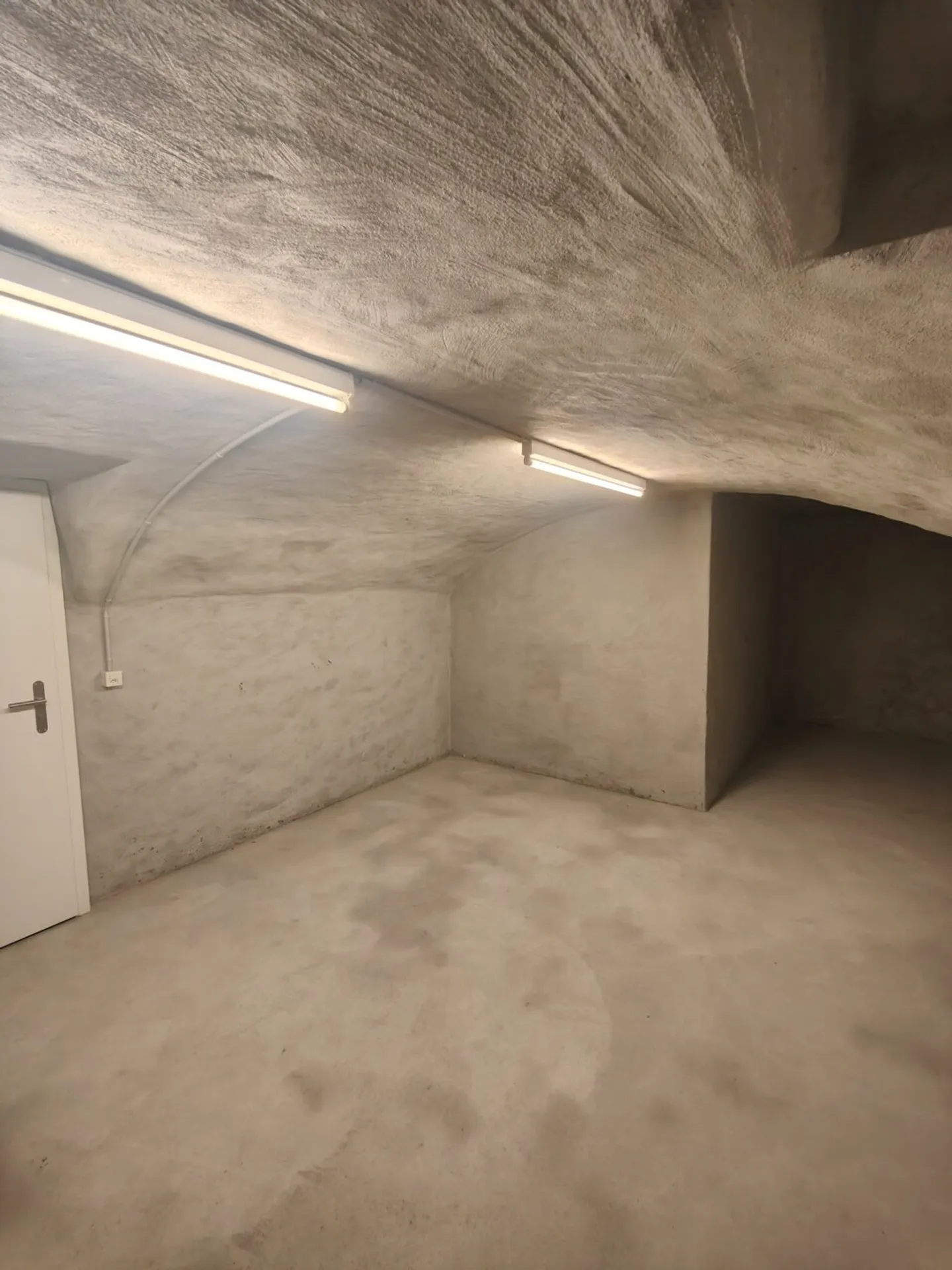Espace de stockage sécurisé à Neuendorf - Photo 2 sur 13